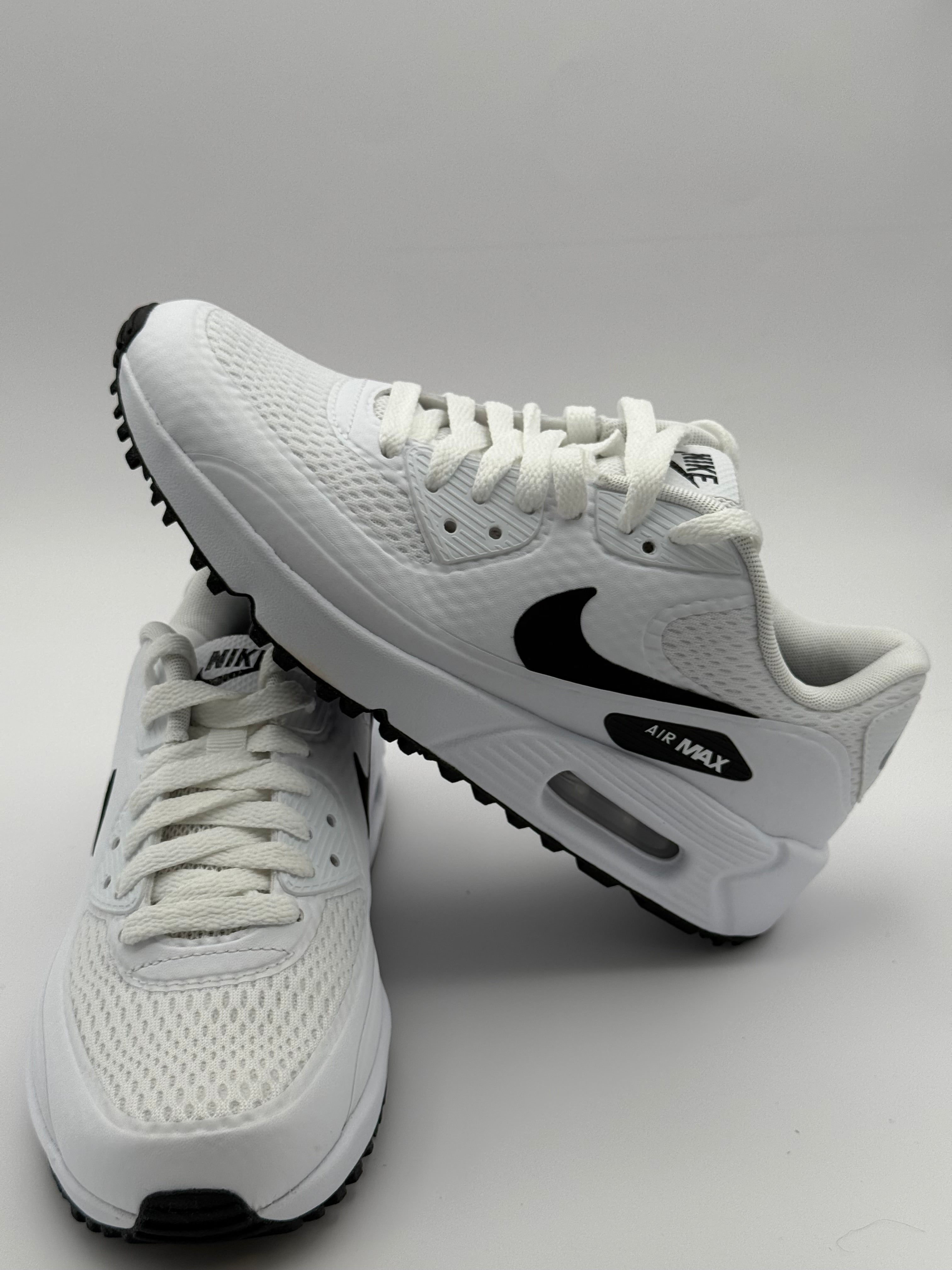 Nike Air Max 90 in a “Blk/White"