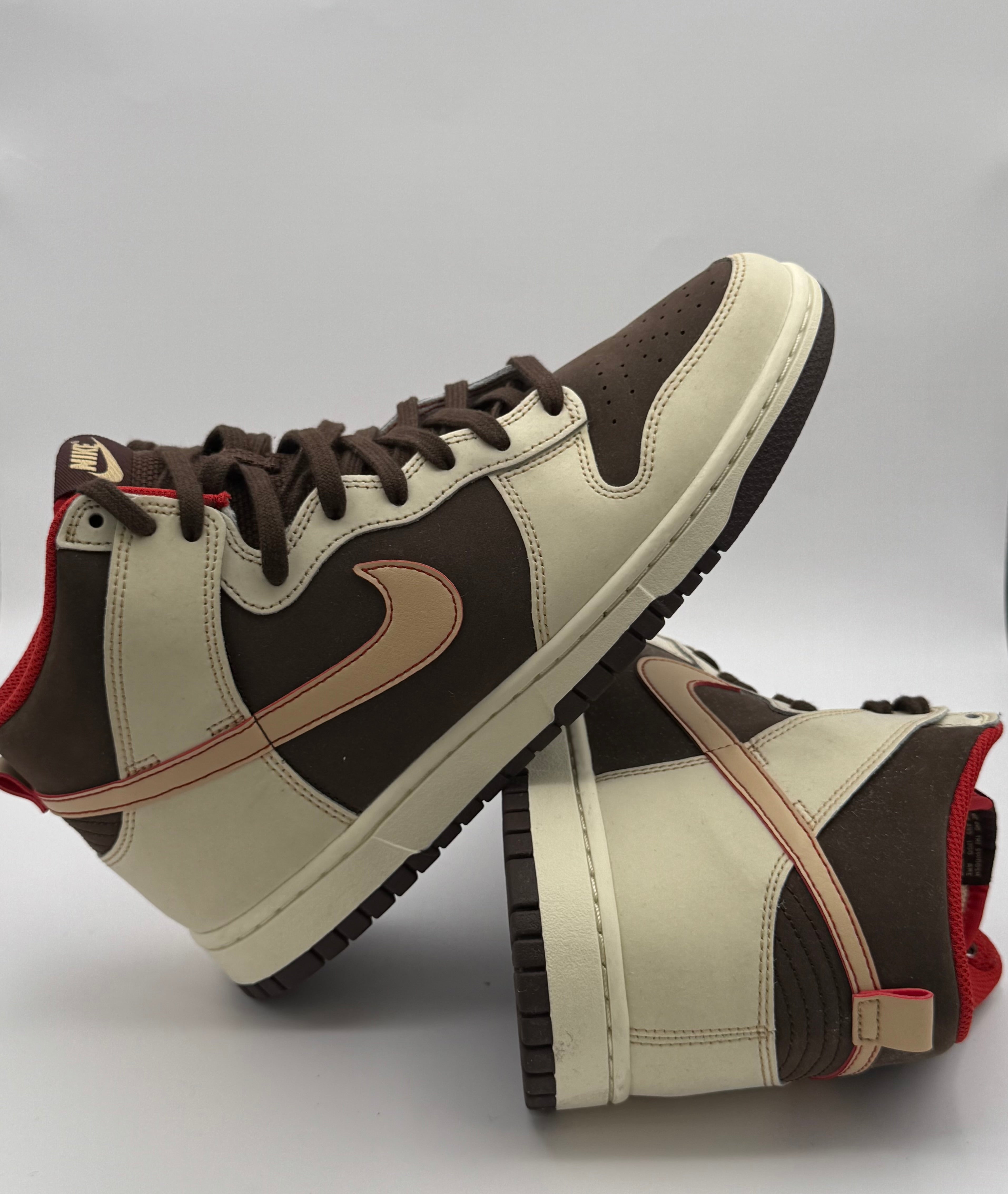 Nike Dunk High. SE "Baroque Brown"