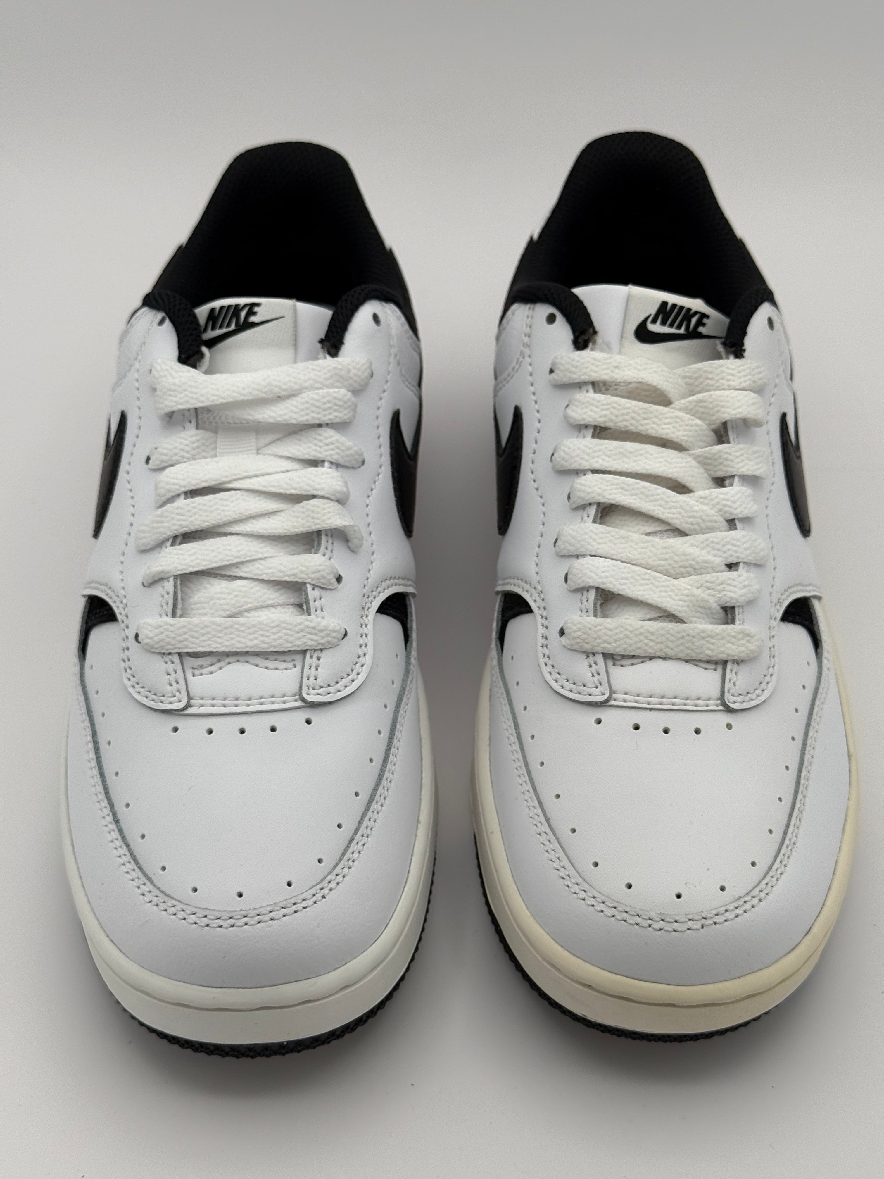 Nike Gamma Force White/Black