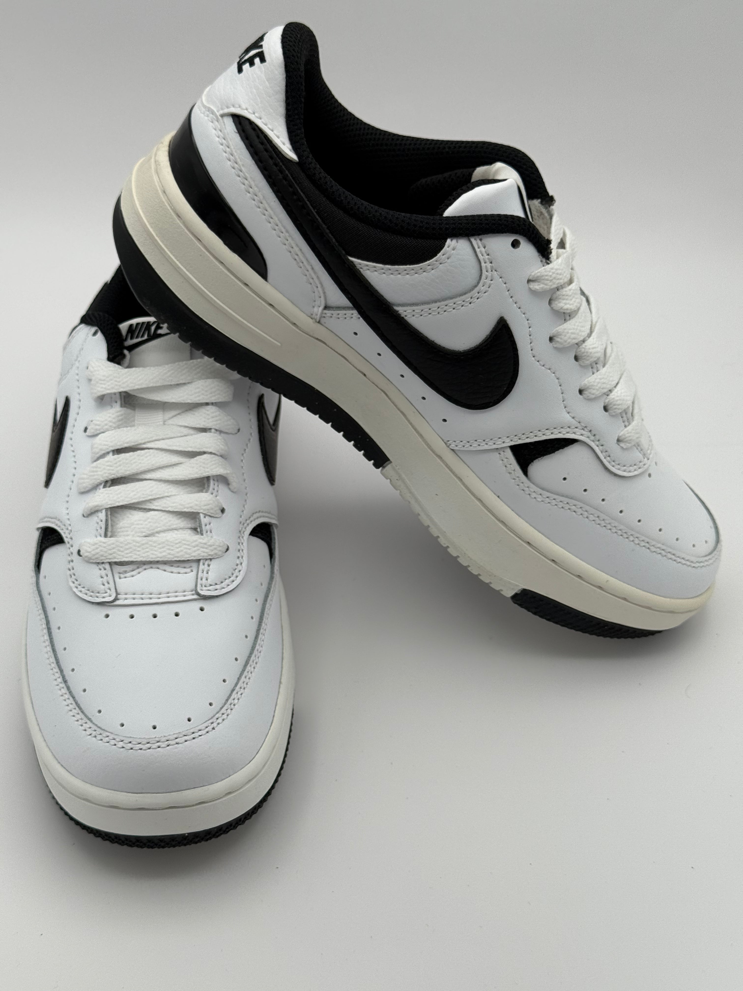 Nike Gamma Force White/Black