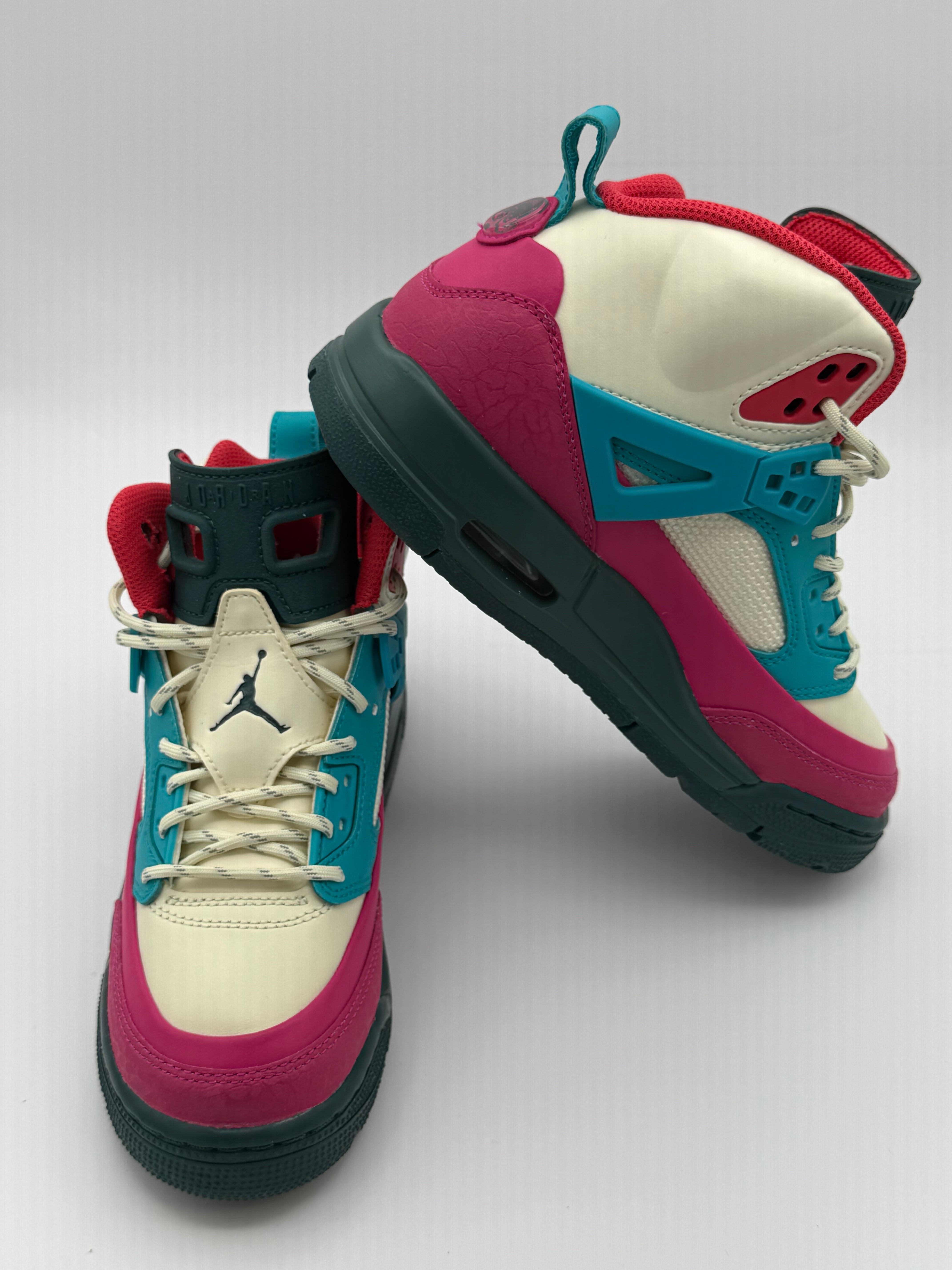 Jordan Spizike “Winterized” Coconut/Oxidized Green