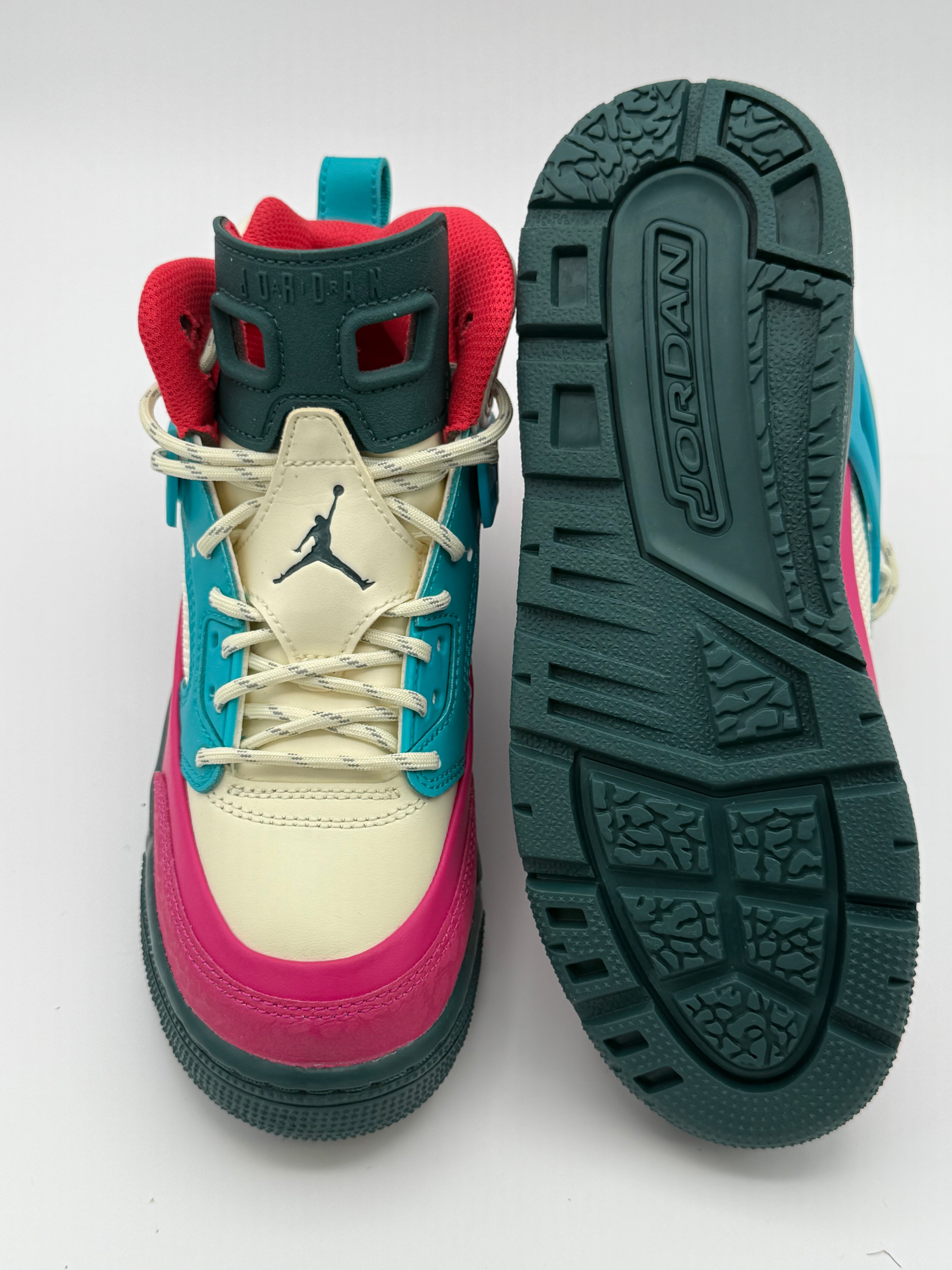 Jordan Spizike “Winterized” Coconut/Oxidized Green