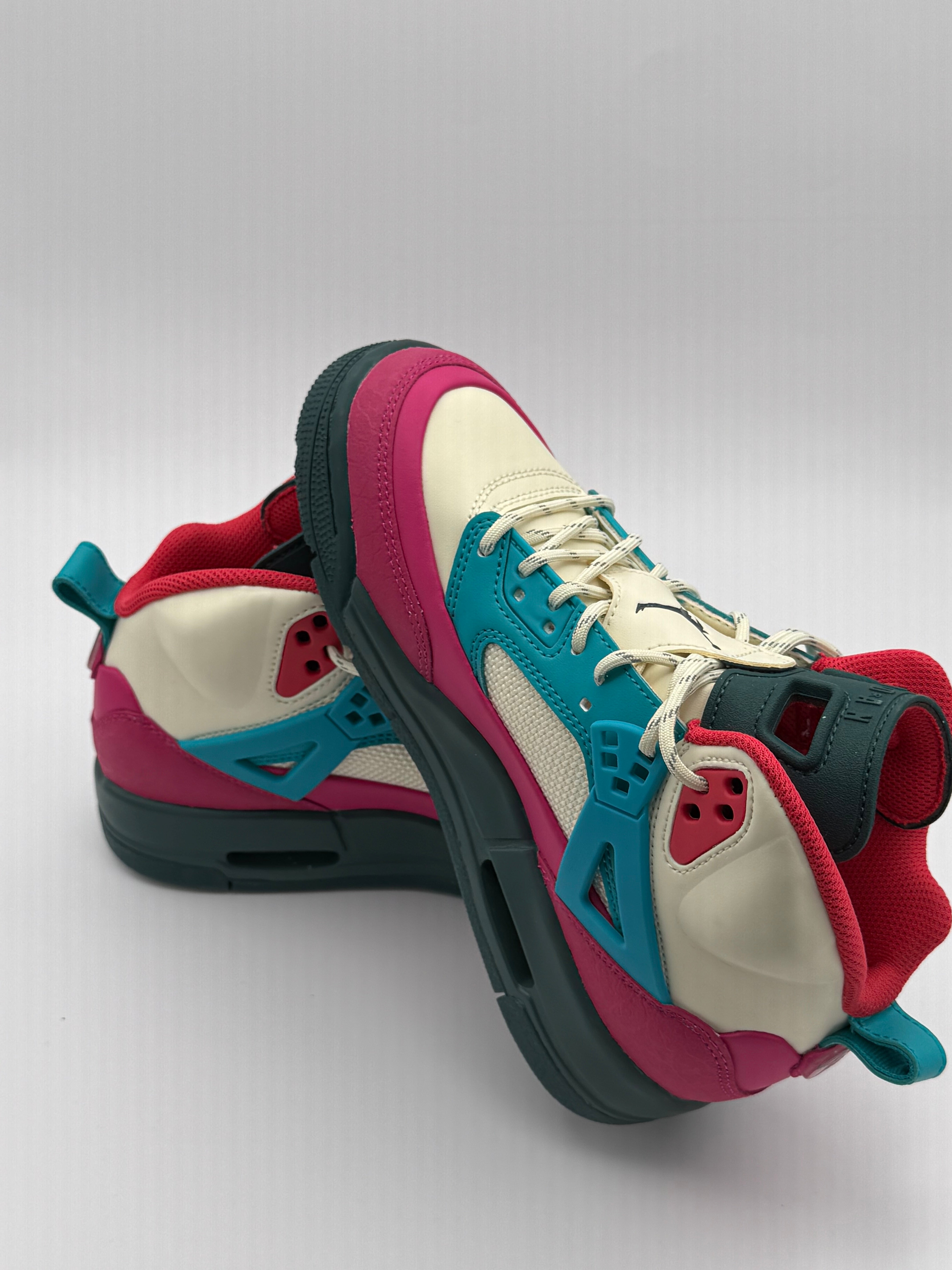 Jordan Spizike “Winterized” Coconut/Oxidized Green