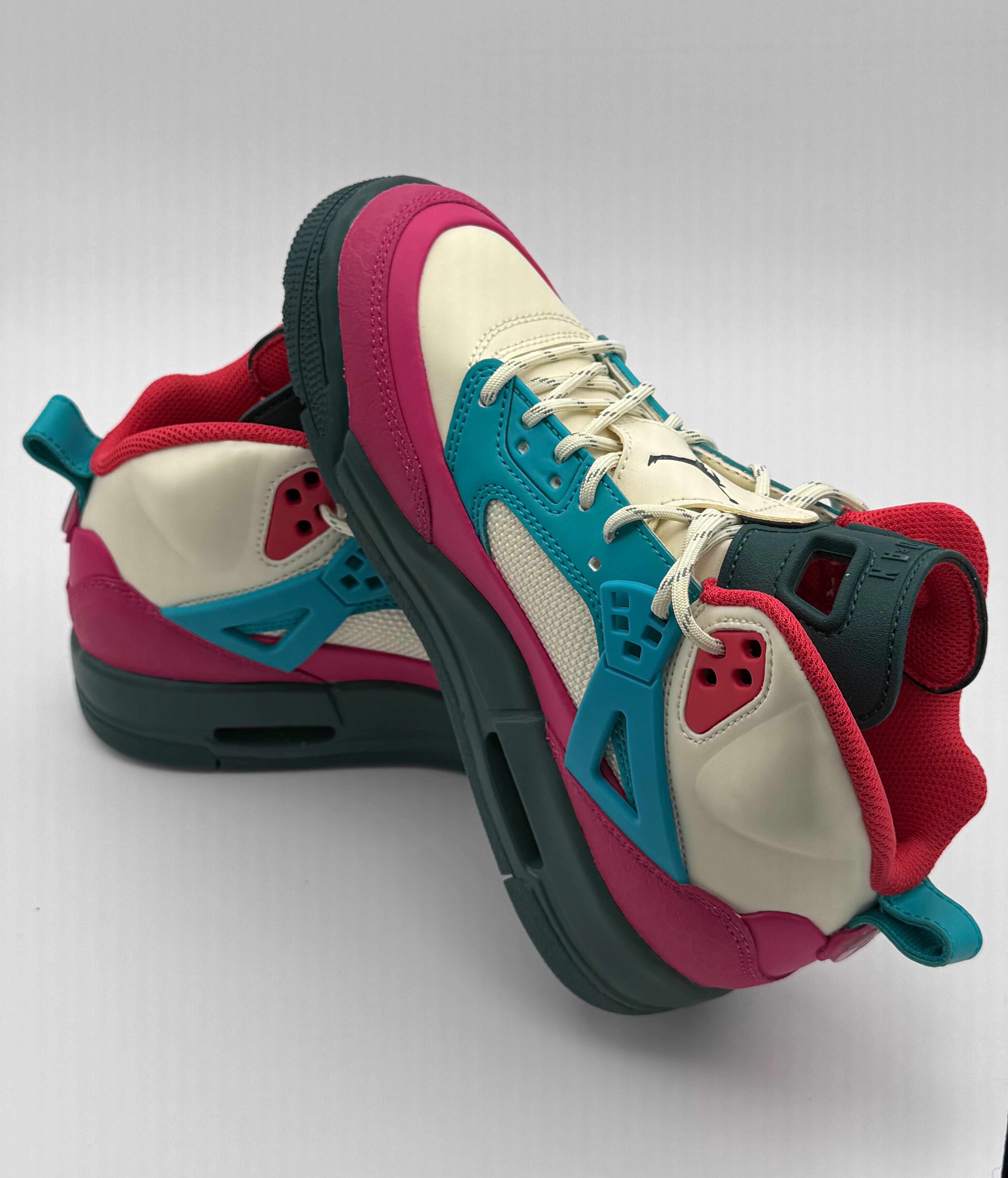 Jordan Spizike “Winterized” Coconut/Oxidized Green