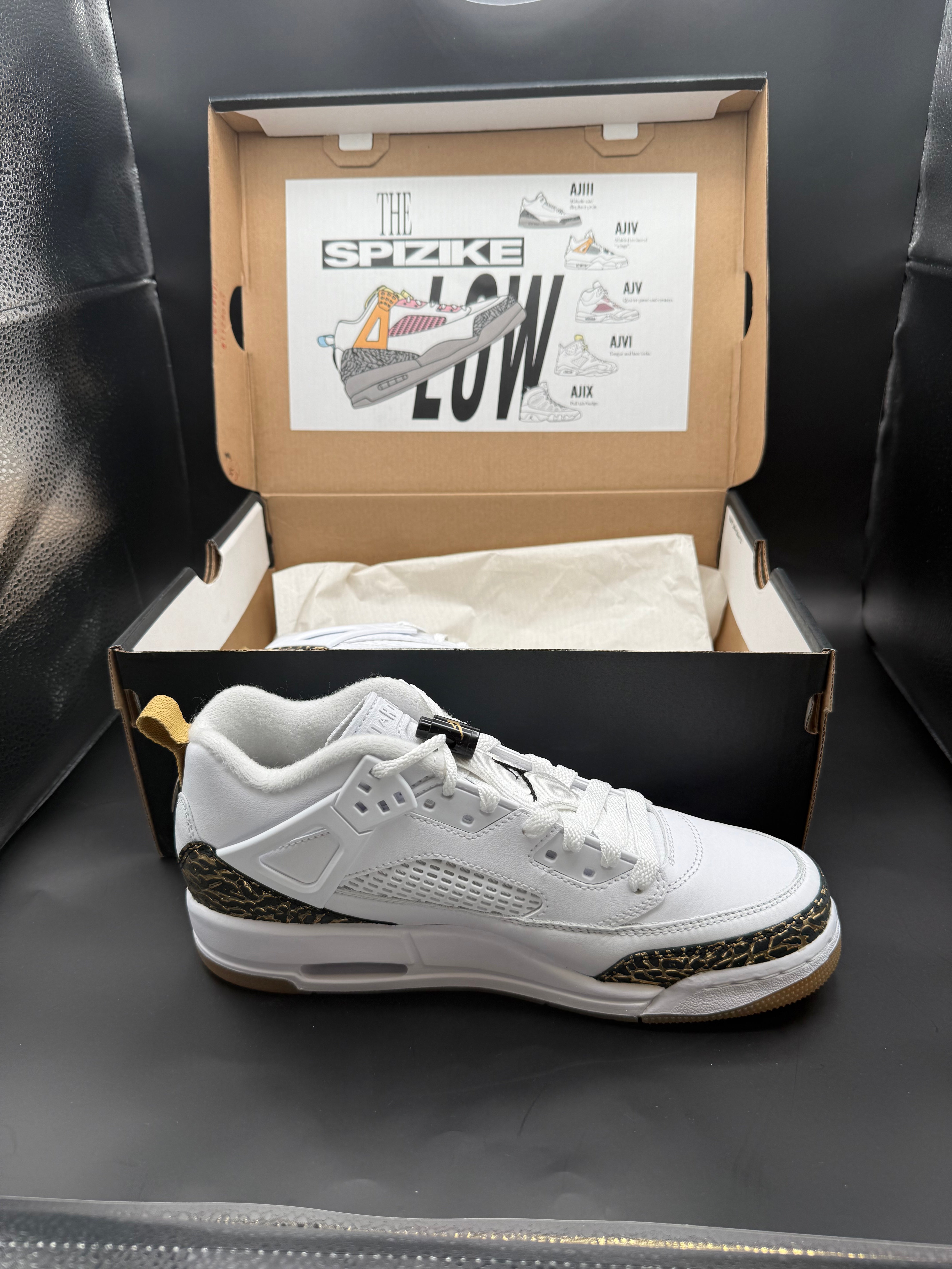 Jordan Spizike Low "White/Black/Gold Gum" – Brooklyn Edition