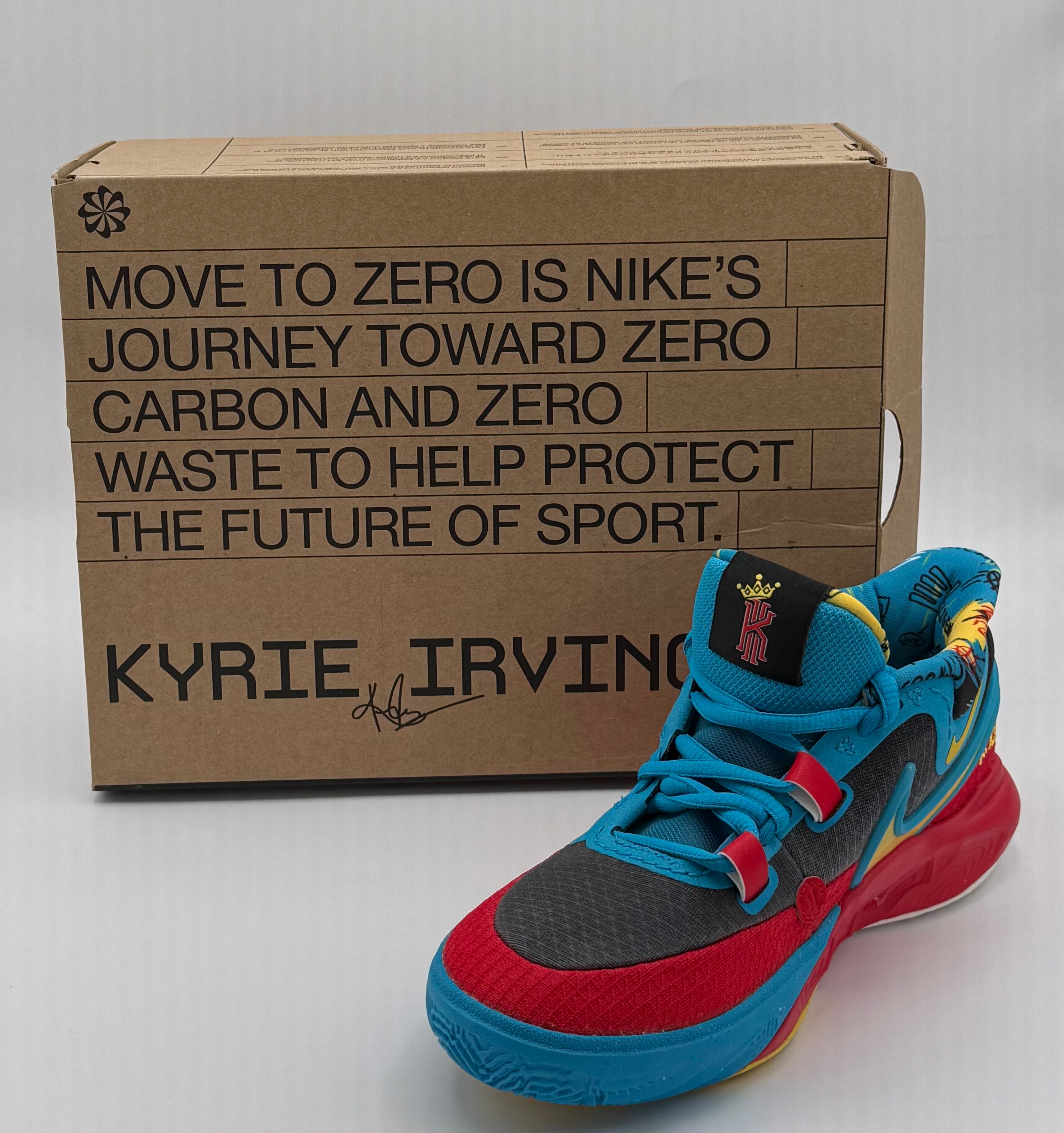 Kyrie 8 GO SE Black/Tour Yellow