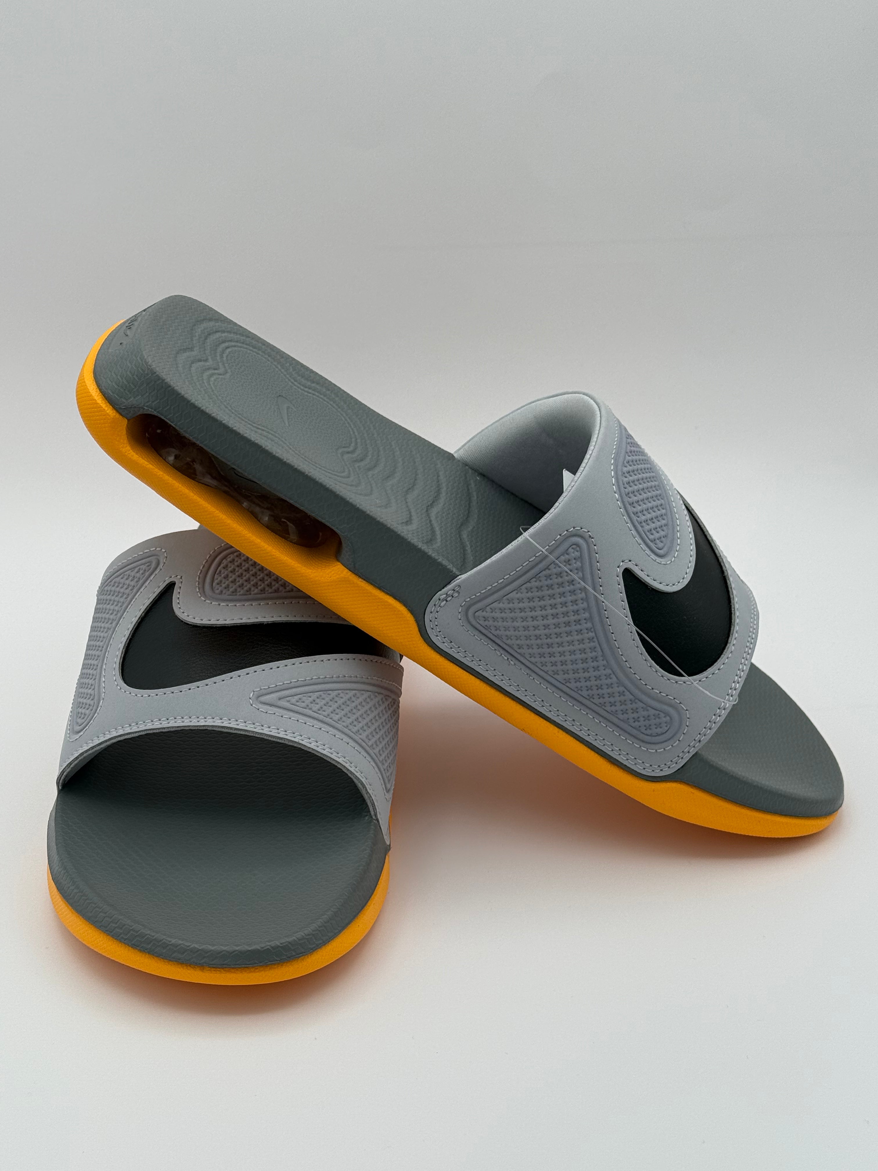 Nike Air Max. Cirro Slide
