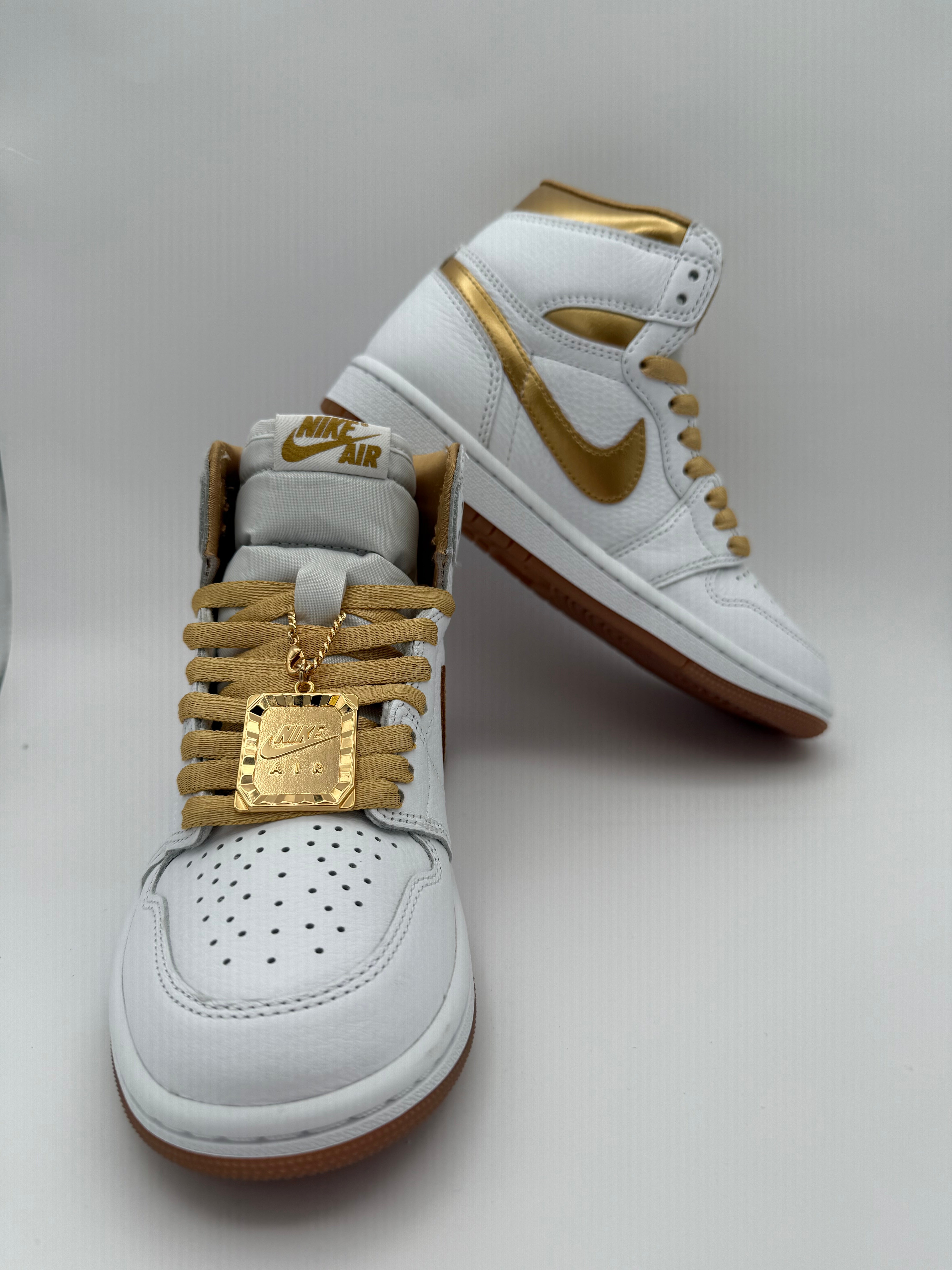 Nike Air Jordan 1 Mid White/Gold DS OG BOX
