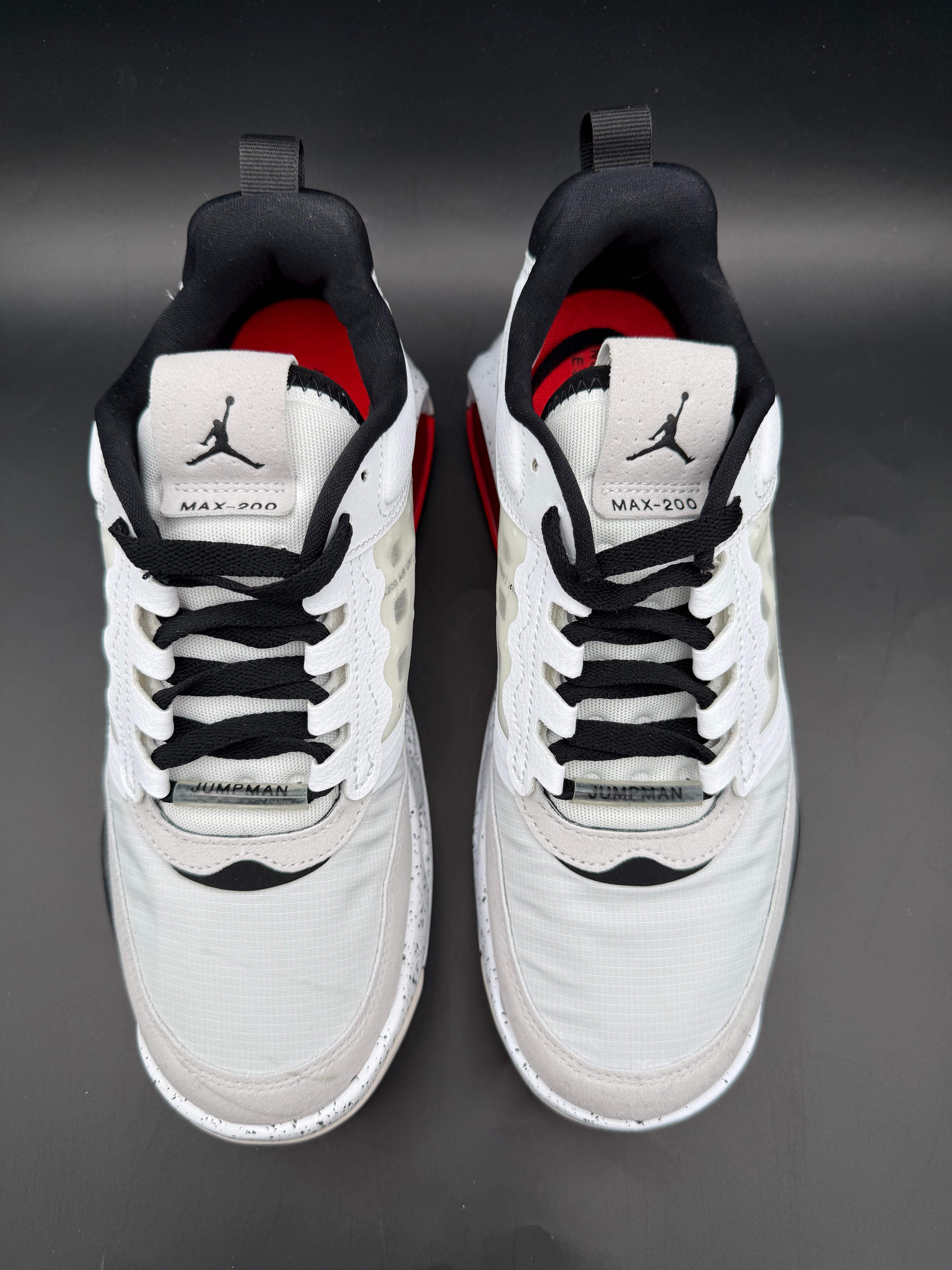 Nike Air Zoom Separate Black and Red Pre-Loved NoBX