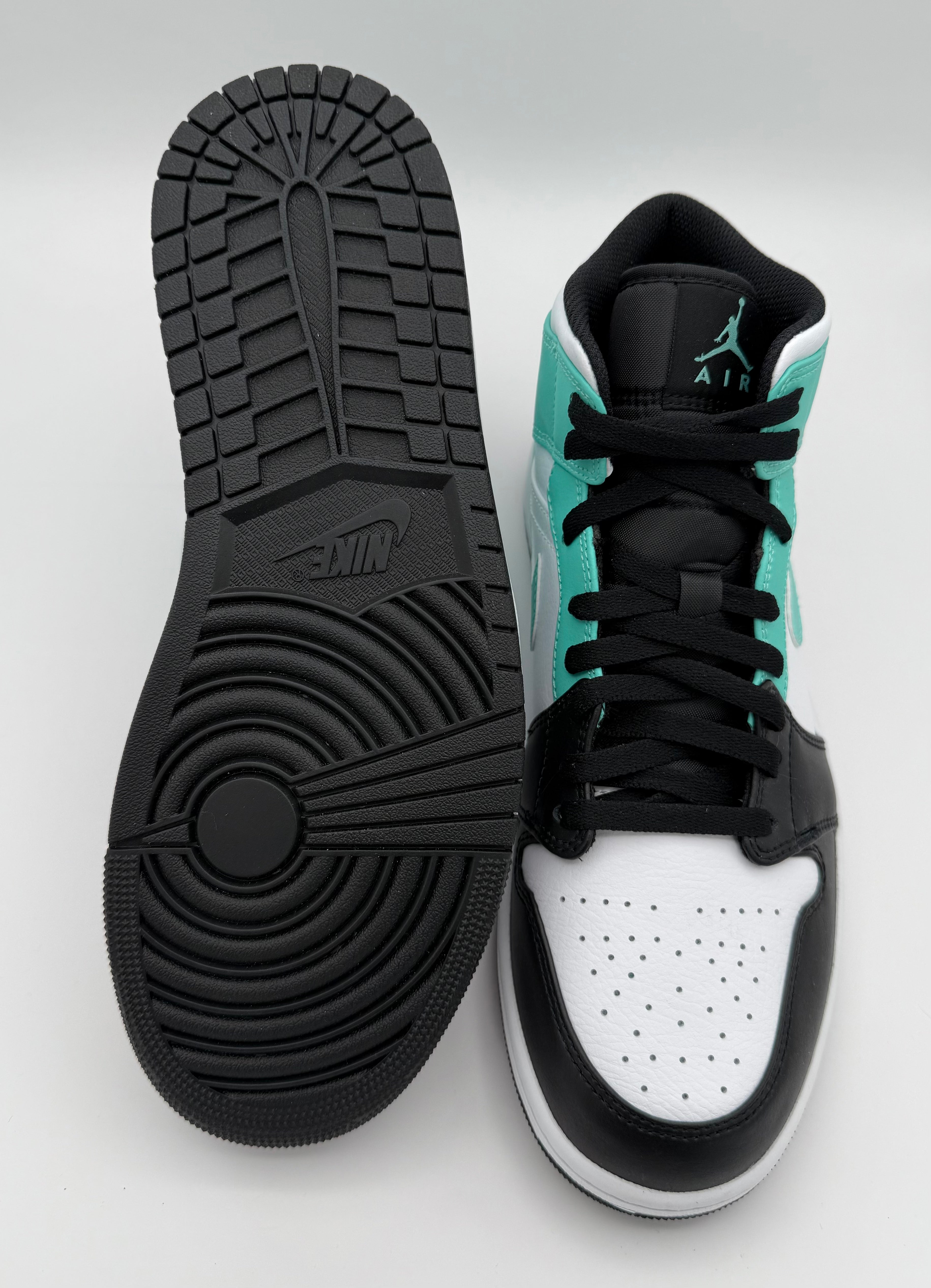 Nike Air Jordan 1 Mid White tropical Twist-Black