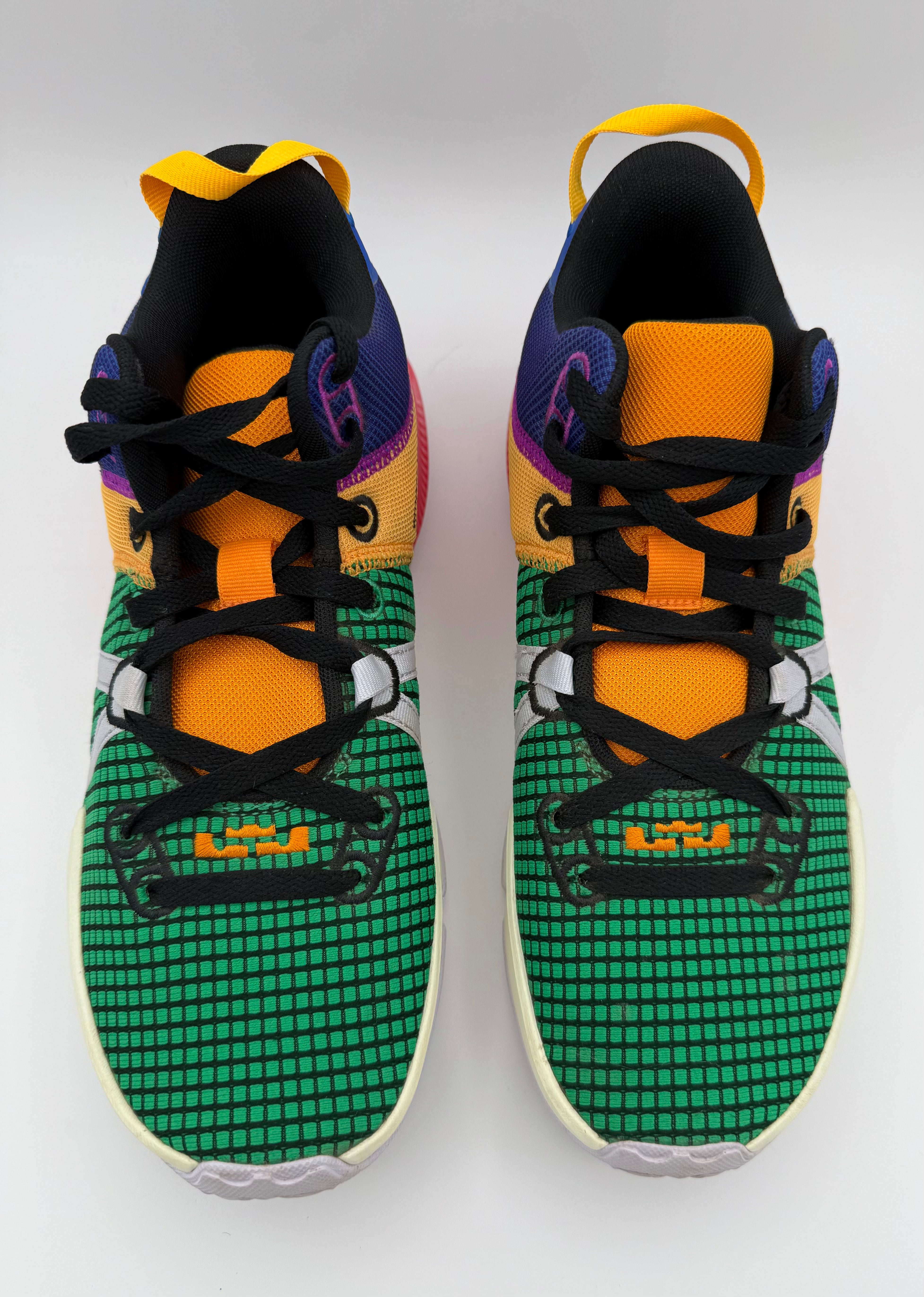 Nike LeBron Witness 7 'Multi-Color'