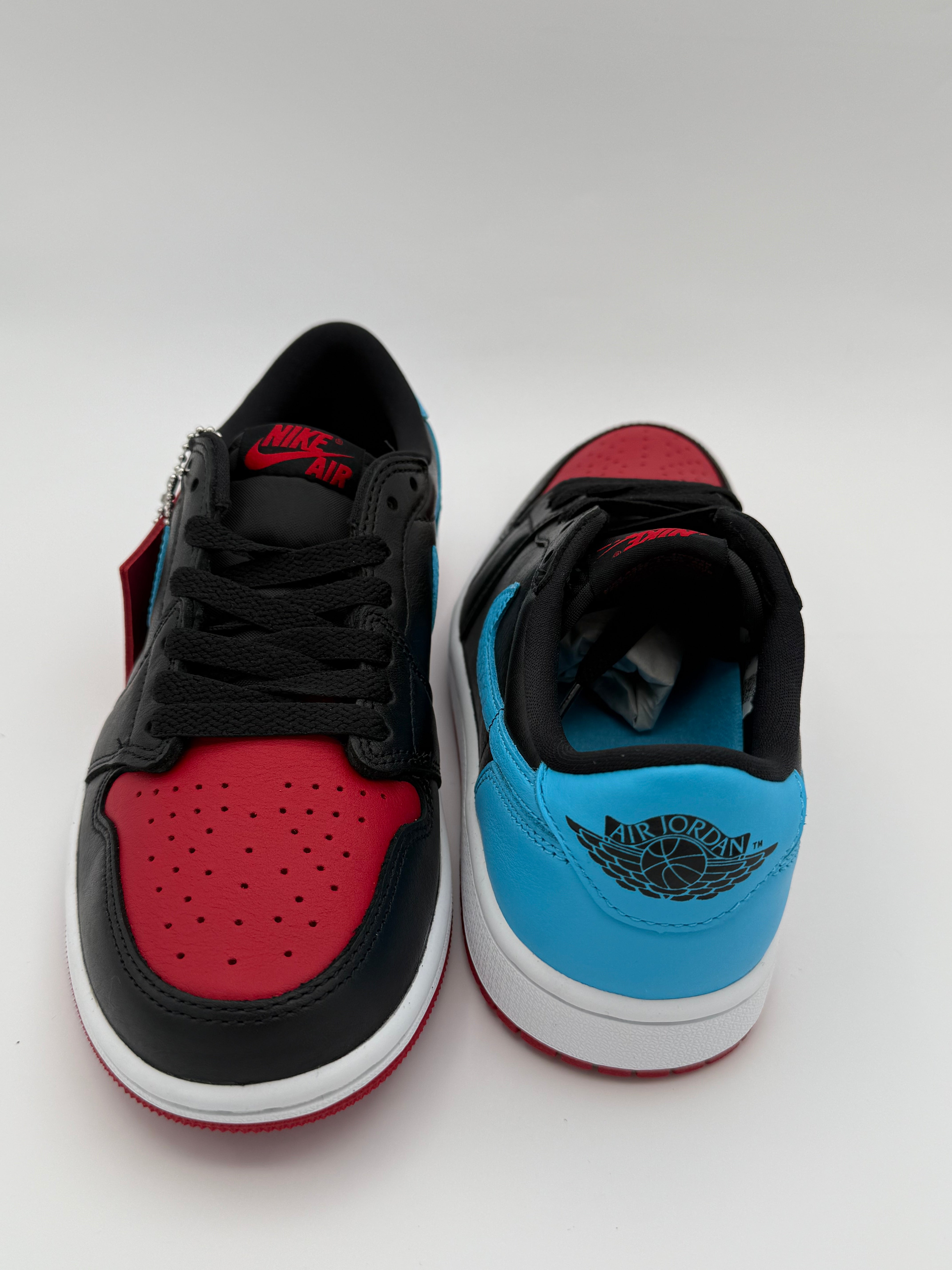 Nike Air Jordan 1 Low OG "UNC to Chicago" (2023)