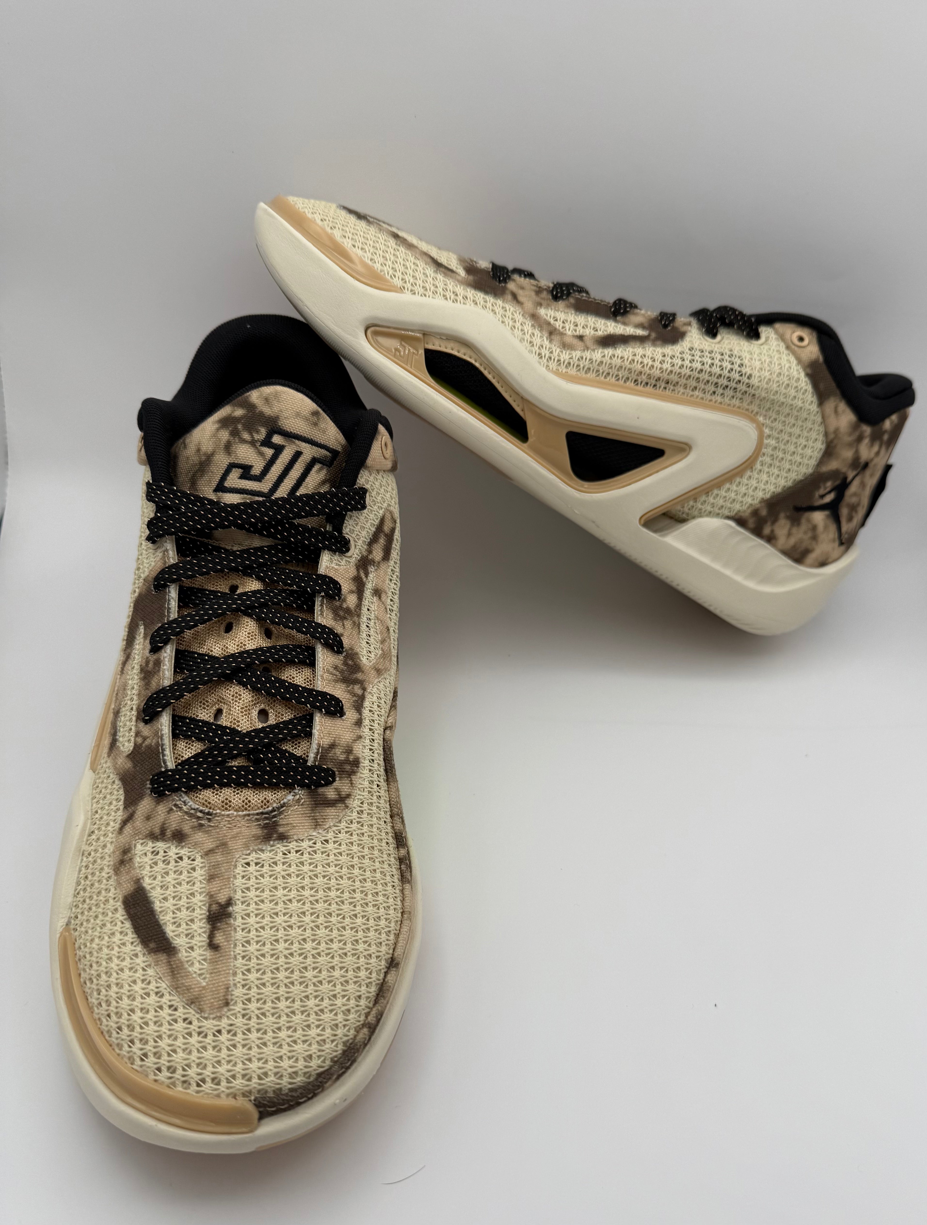 Nike Jordan Tatum 1 “Barbershop” or Jordan Tatum 1 “St. Louis” (Beige/Black)