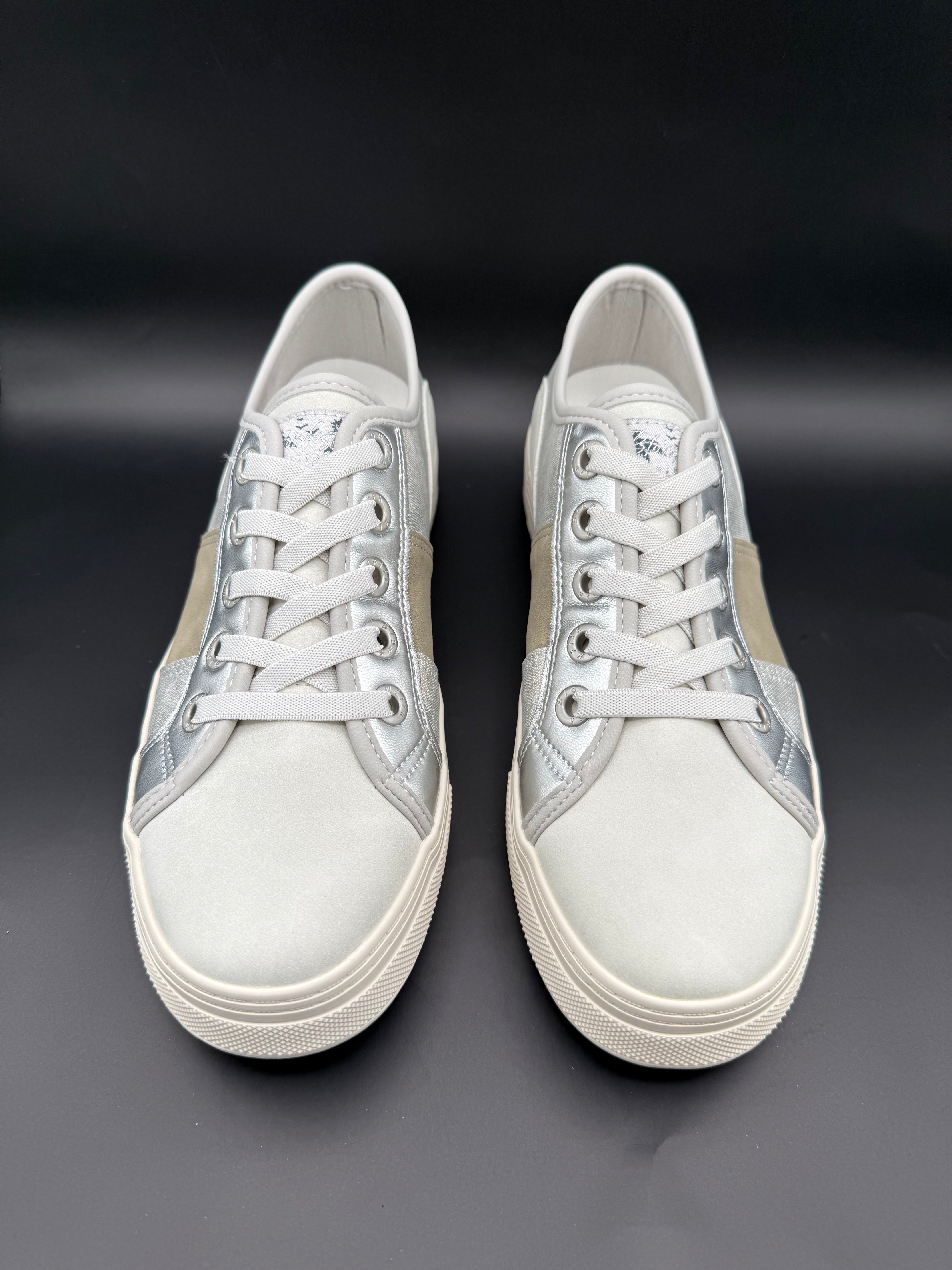 Blowfish Malibu Women’s White & Gold Lace-Up Sneakers