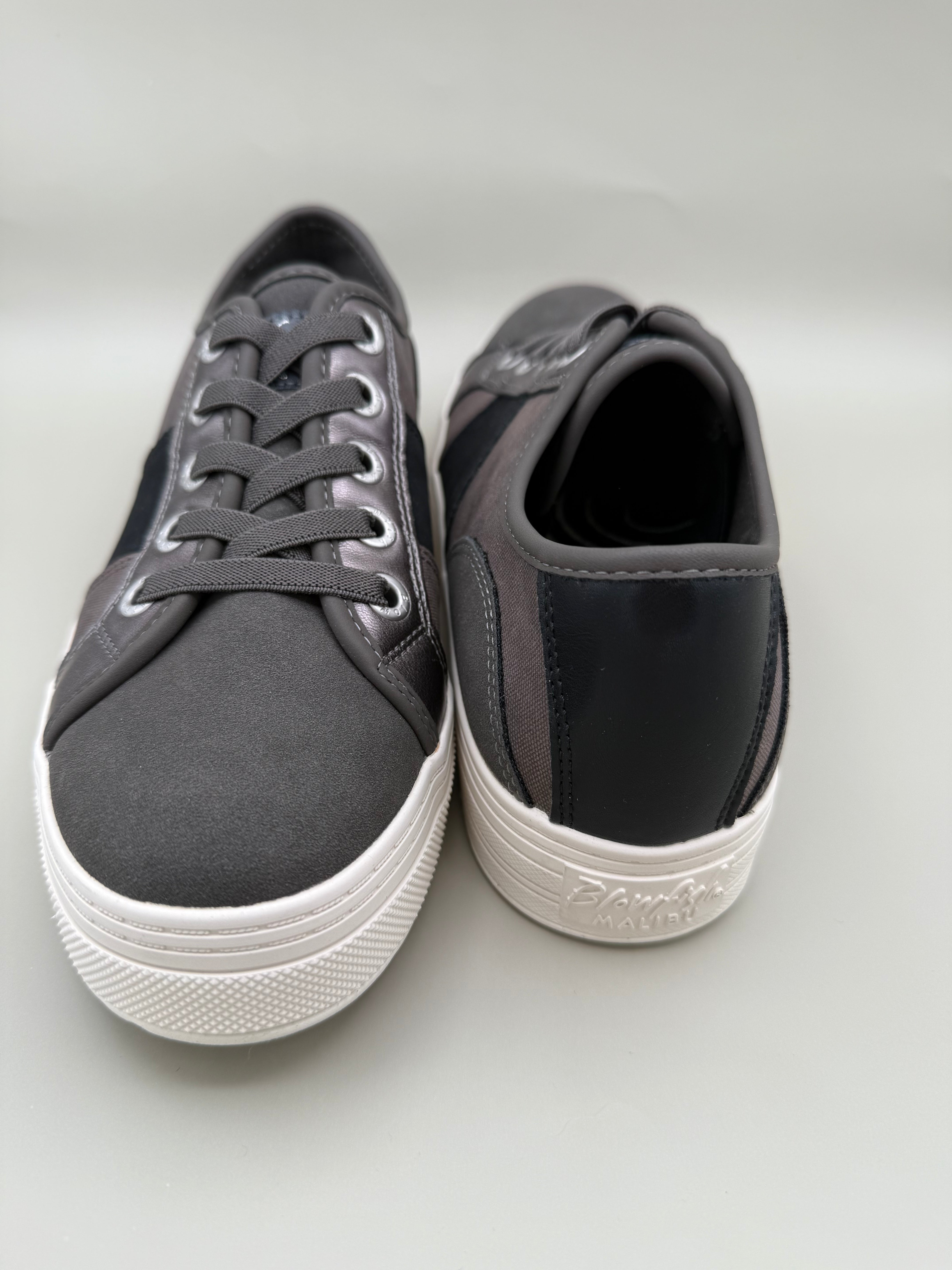 Blowfish Malibu Women's Lace-Up Sneakers – Charcoal Black – Size 8.5