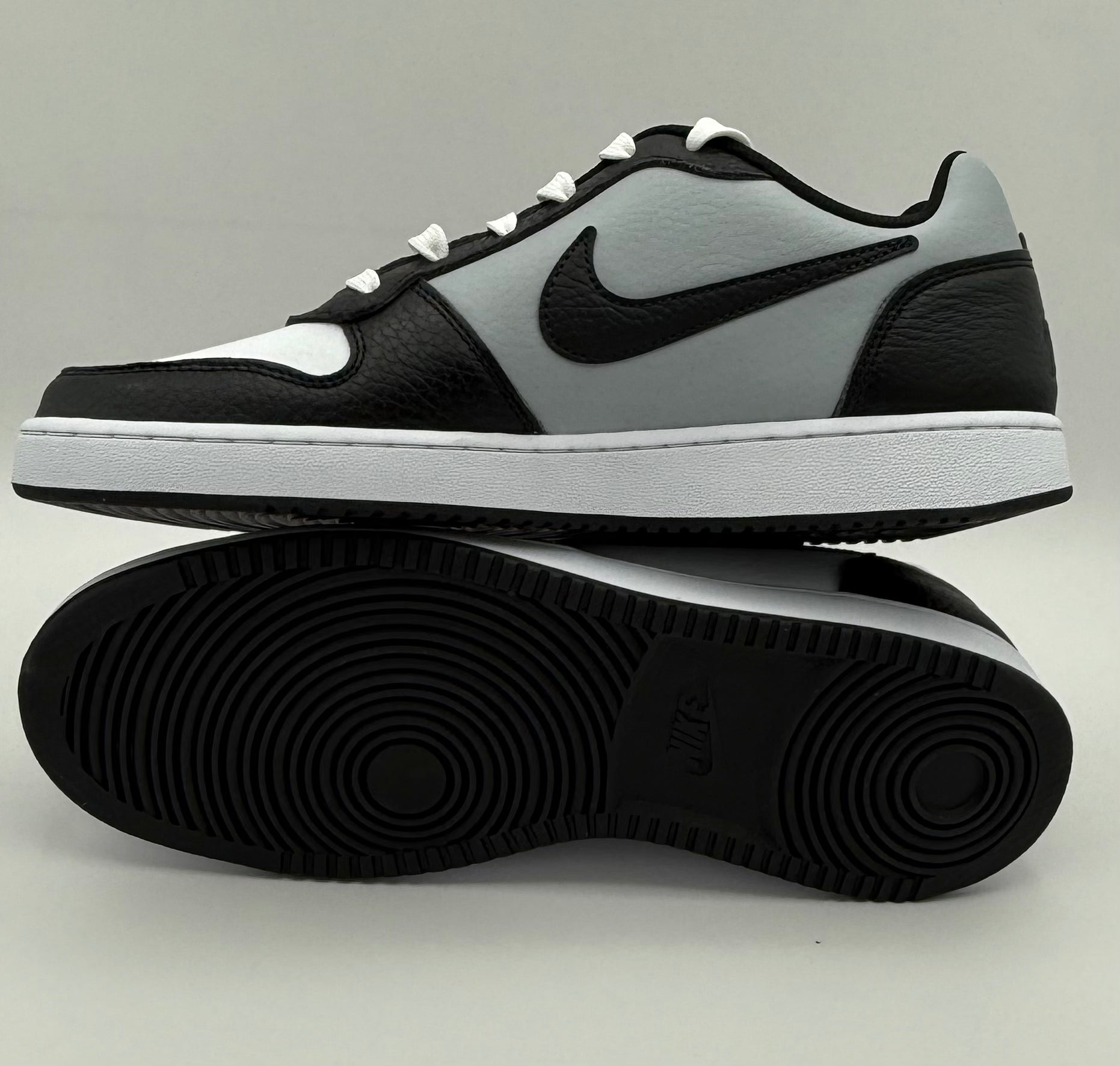 Nike Ebernon Low Premium Black/White/ Wolf Grey Size 10 M