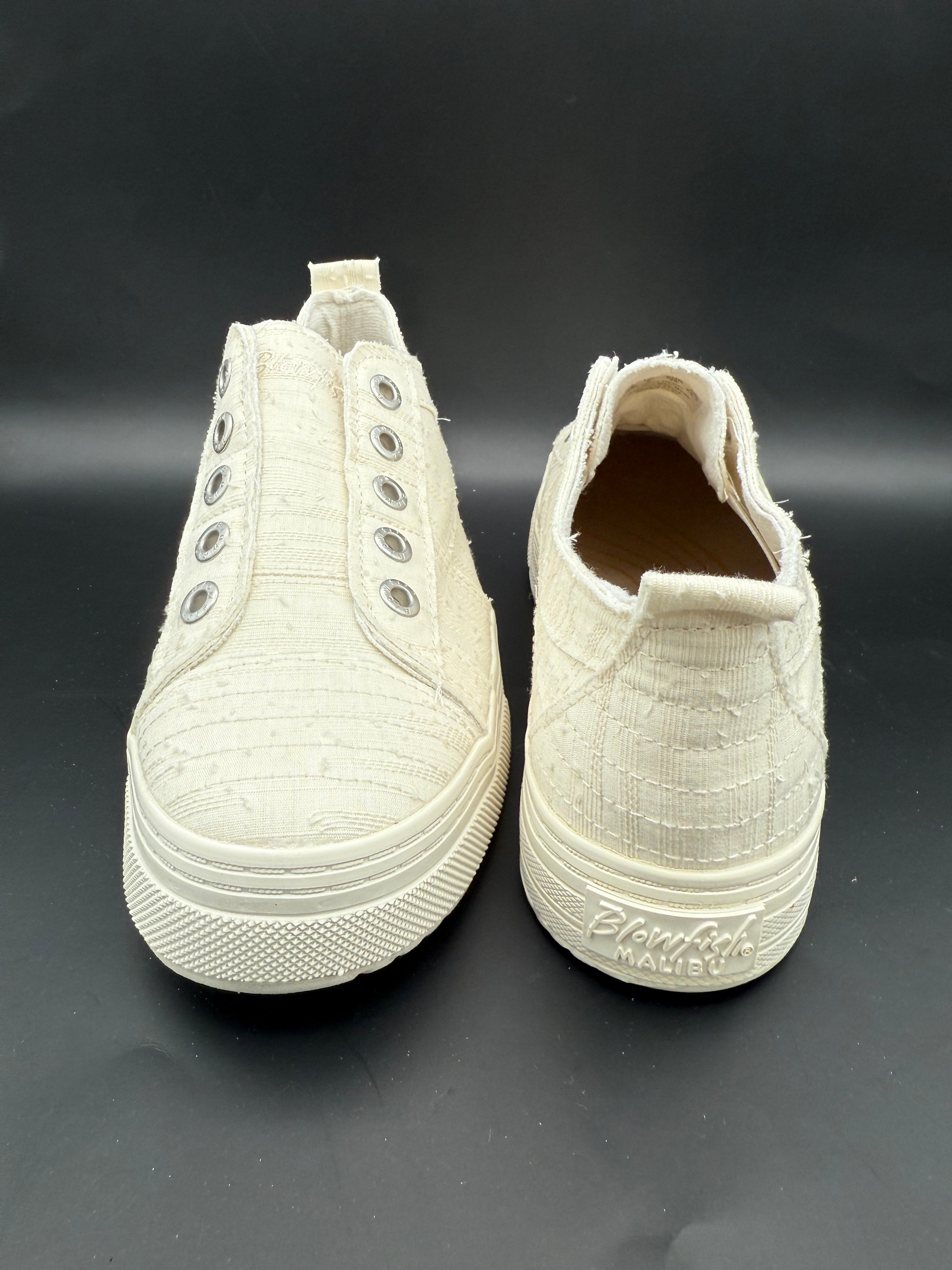 Blowfish Malibu Low-Top Sneakers – Neutral Silver & Suede Size 8.5 Women's