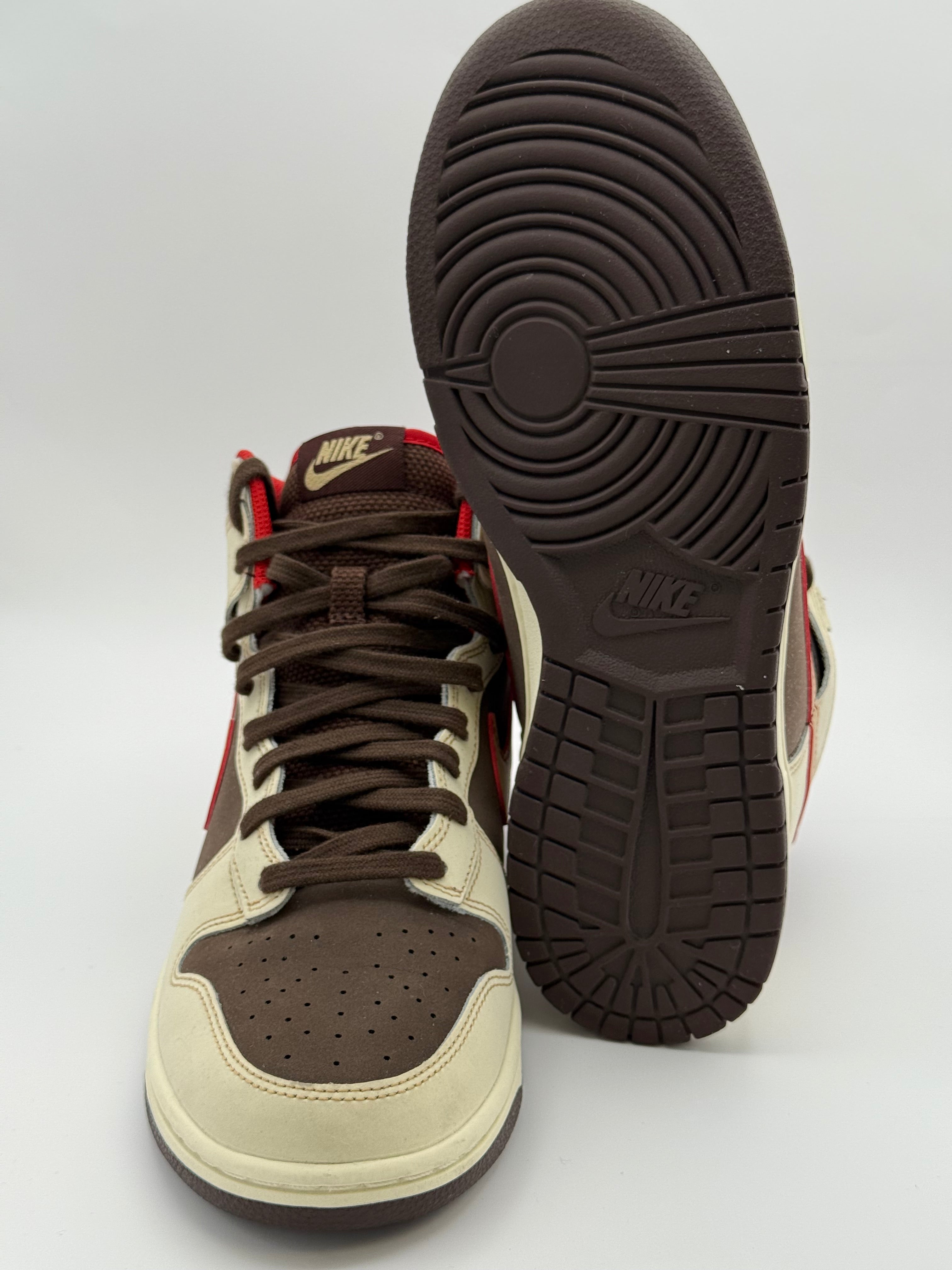 Nike Dunk High. SE "Baroque Brown"