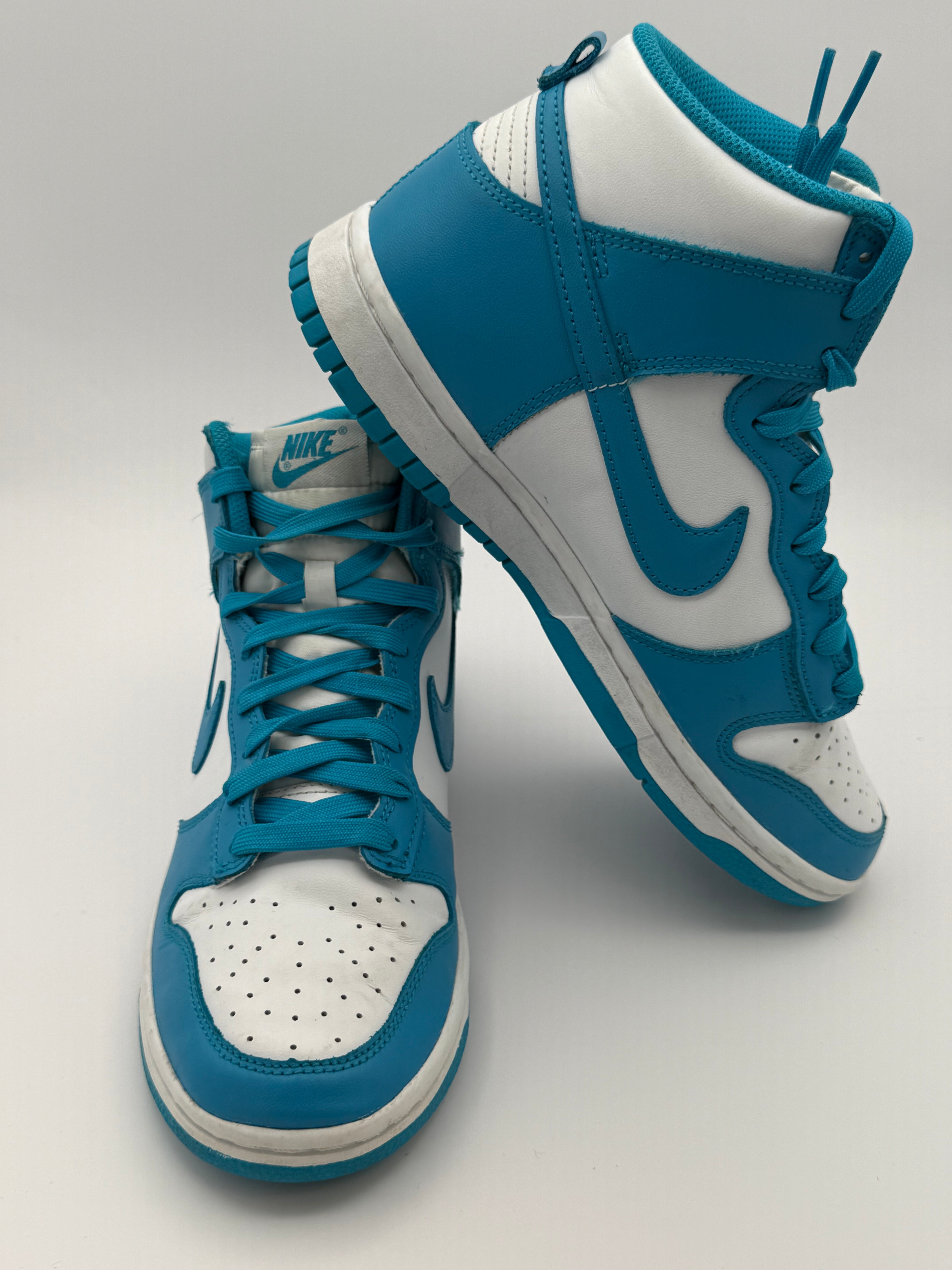 Nike Dunk High "Laser Blue"