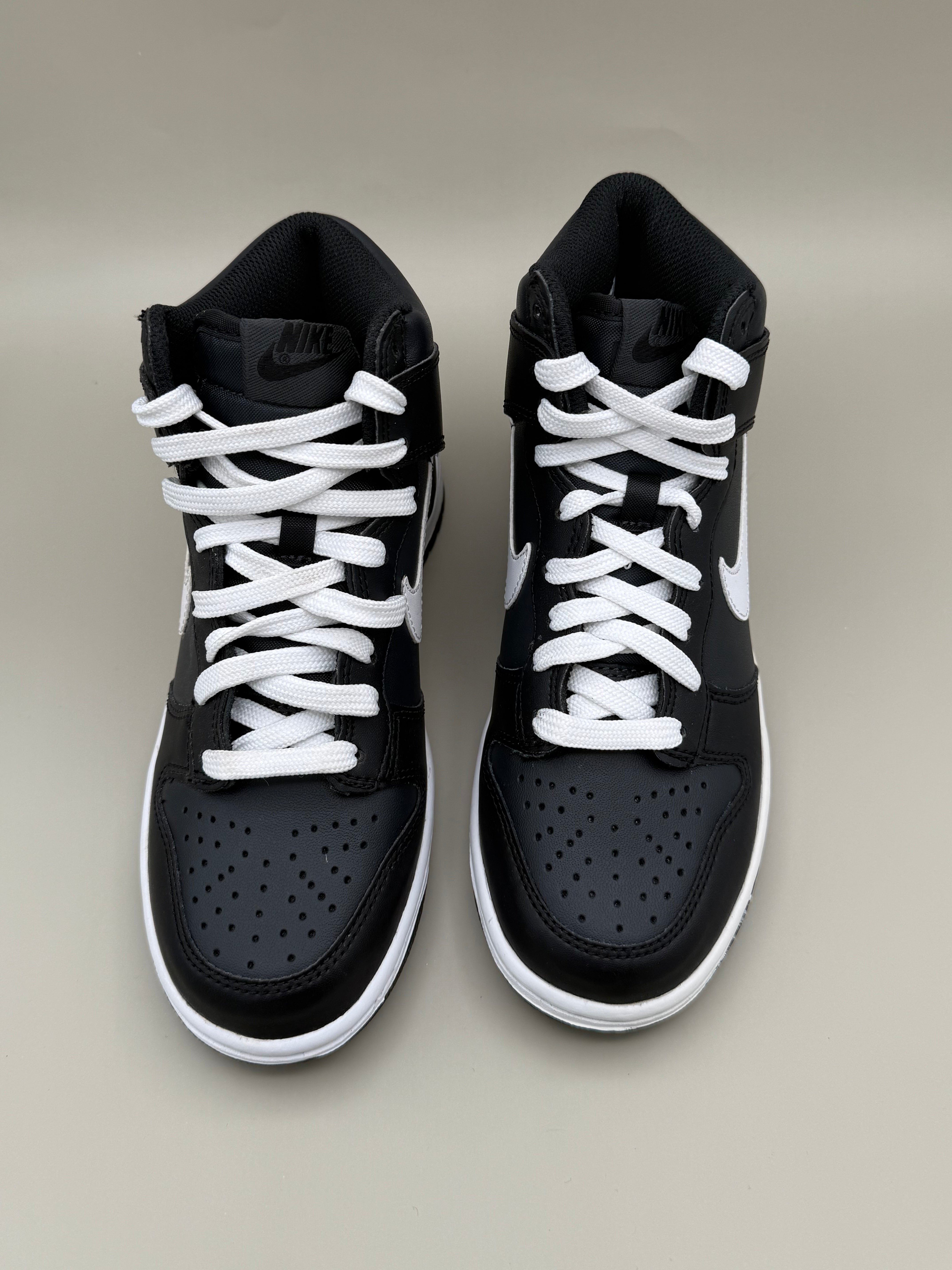 Nike Dunk High “Panda” – Black/White Size