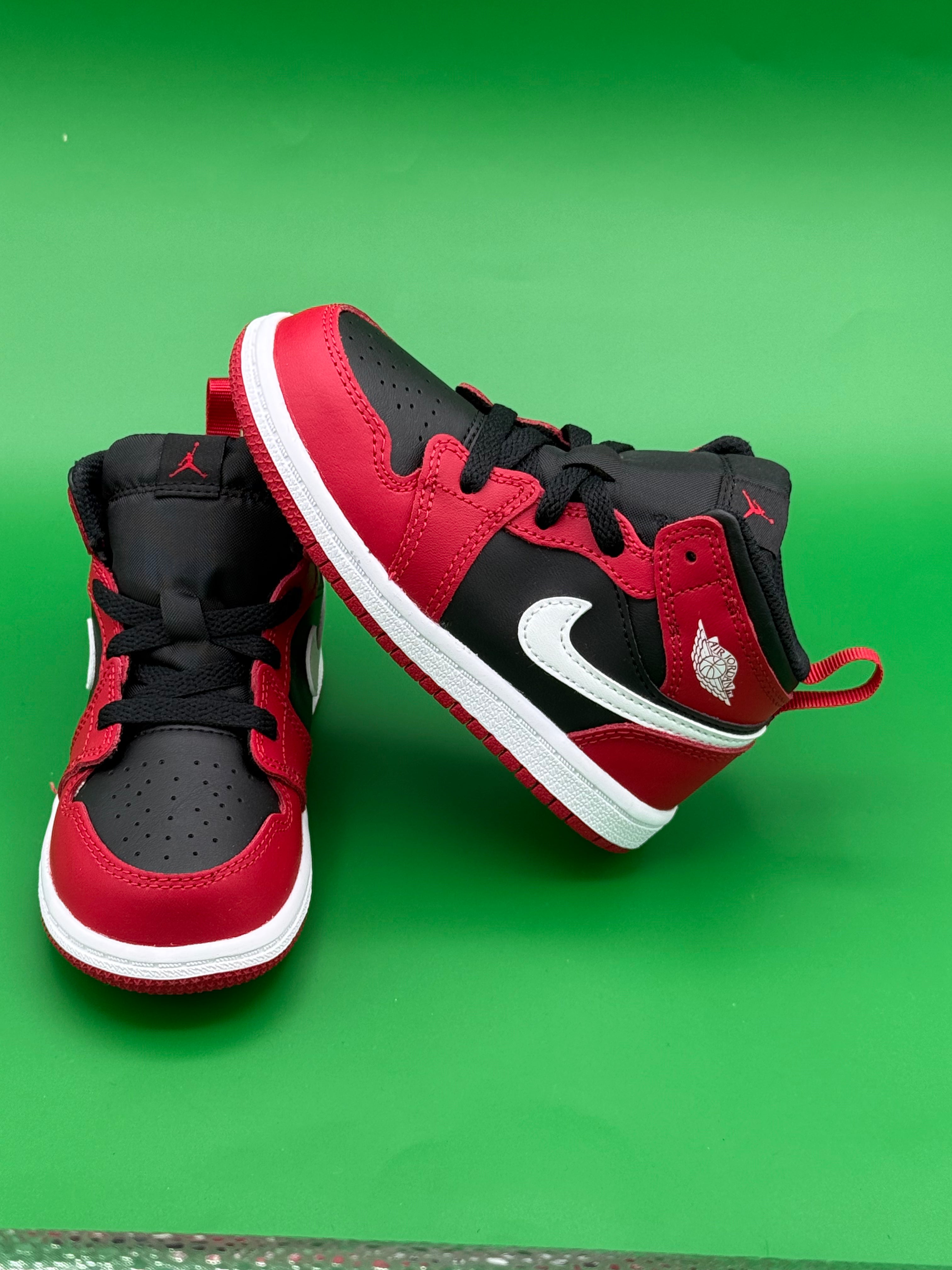 Air Jordan 1 MID Black/Gym Red (TD)