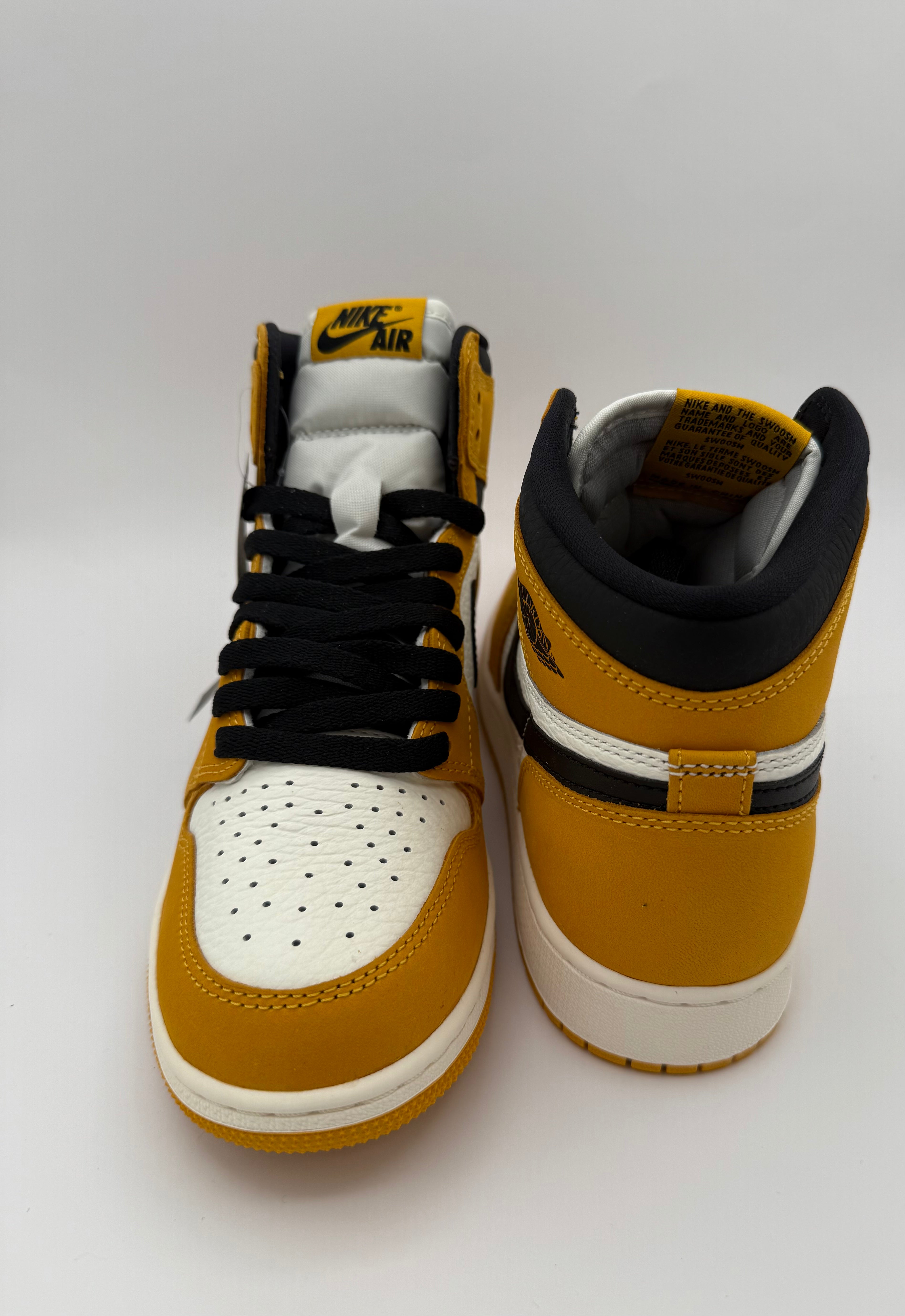 Nike Air Jordan 1 “Goldenrod”