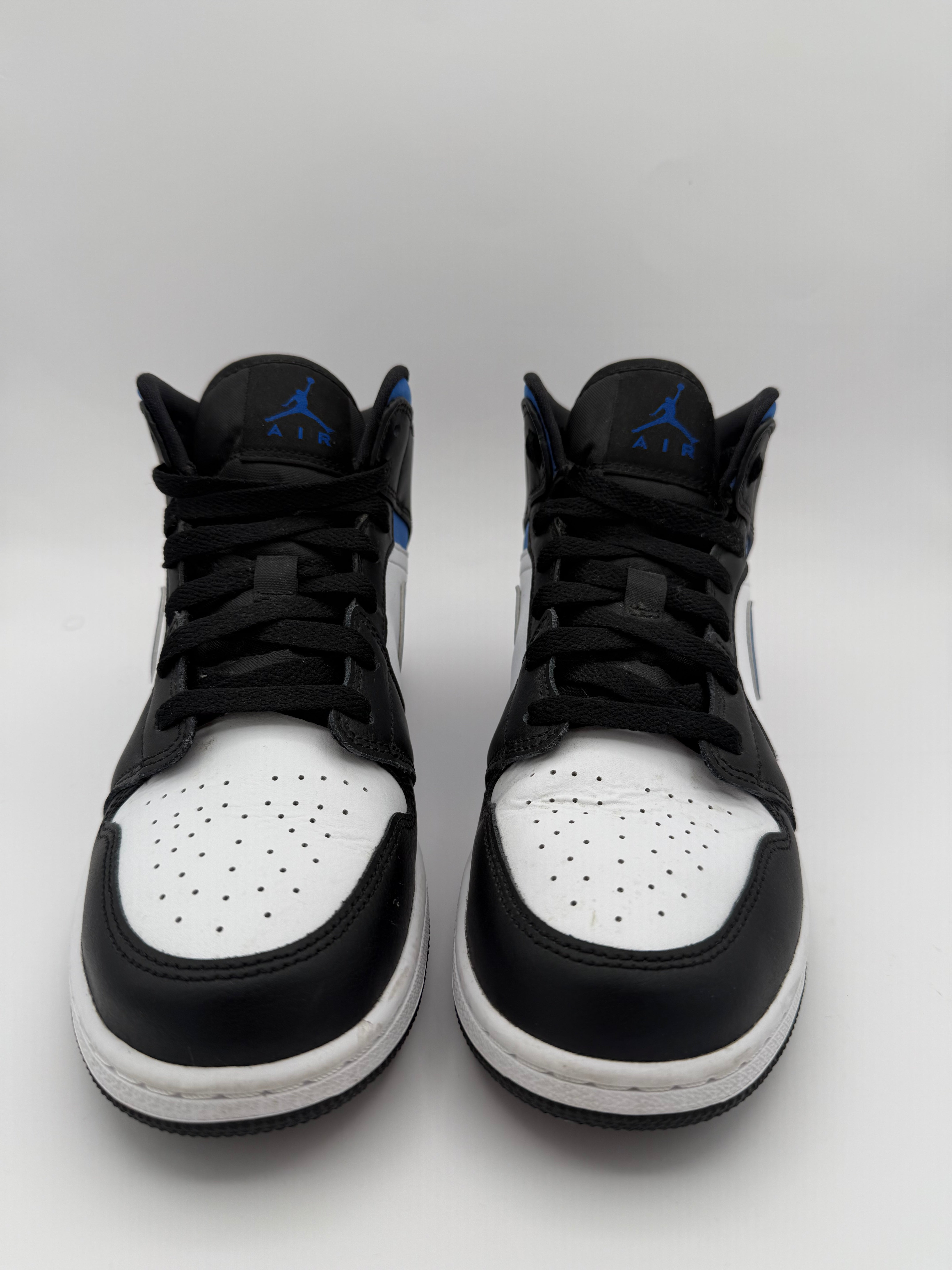 Nike Air Jordan 1 “Black and Blue” Pre-Loved NoBX