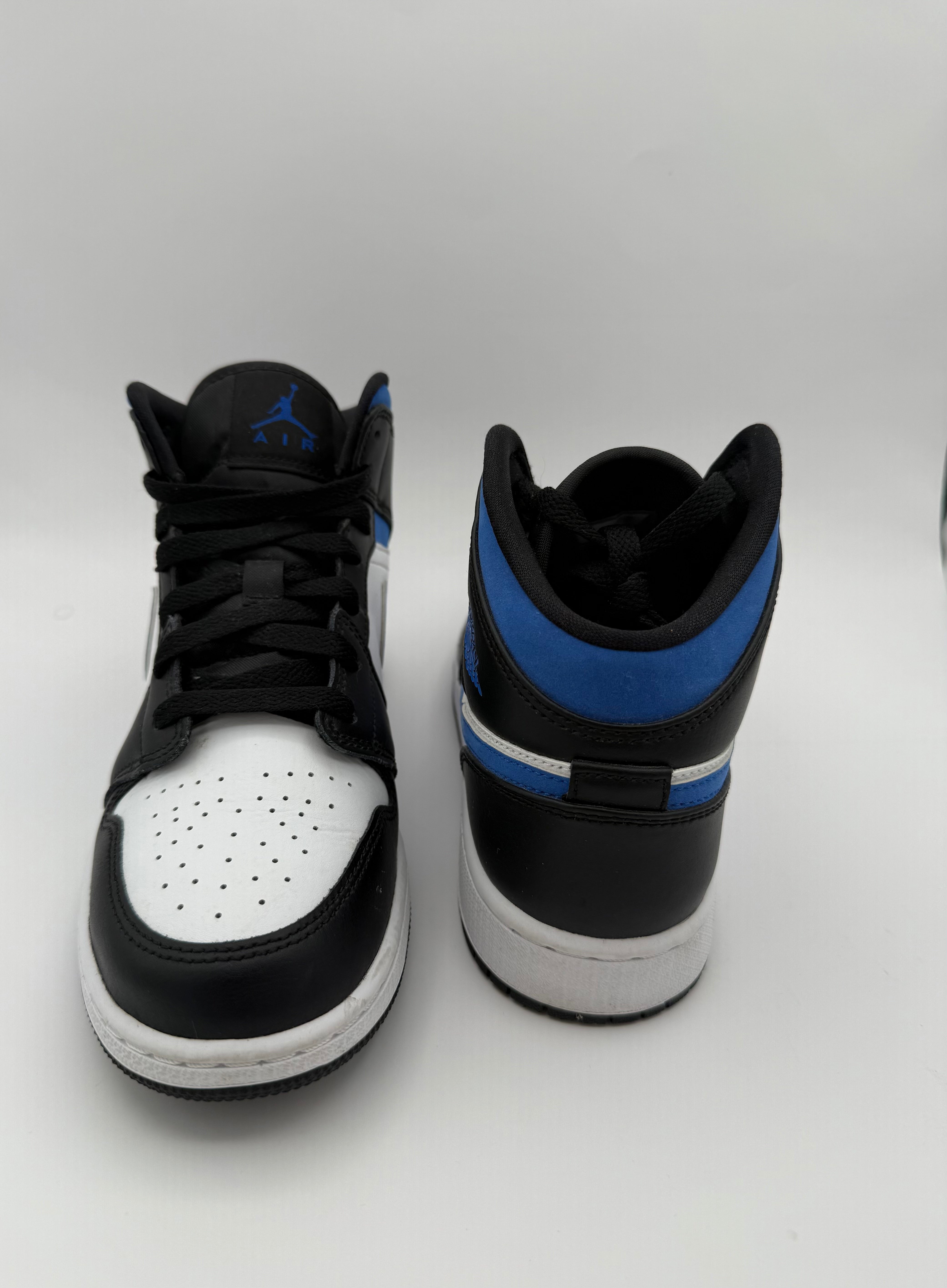 Nike Air Jordan 1 “Black and Blue” Pre-Loved NoBX