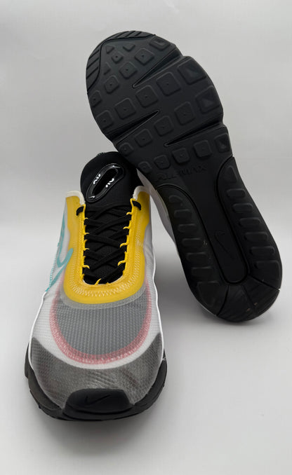 NKE MAXX 2090 “Bleached Yellow”