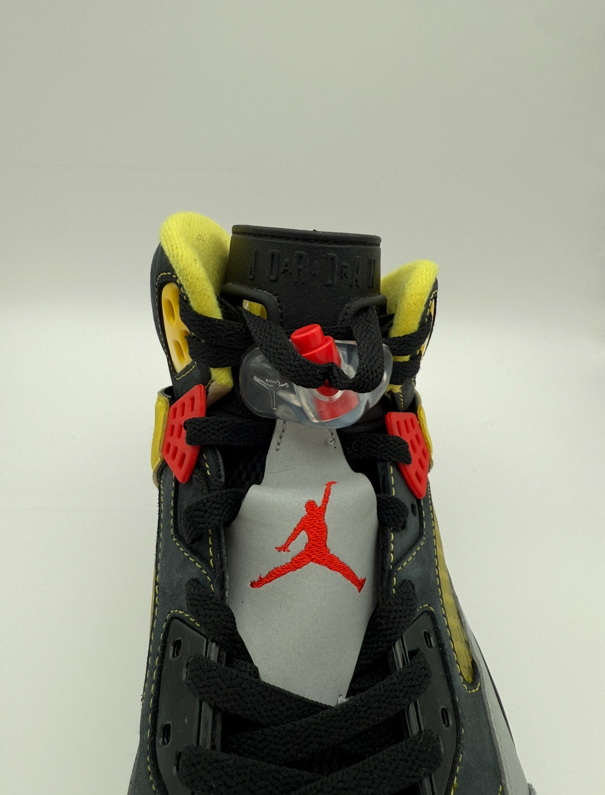 Nike Air Jordan Spizike High Black/Univesity Gold Size