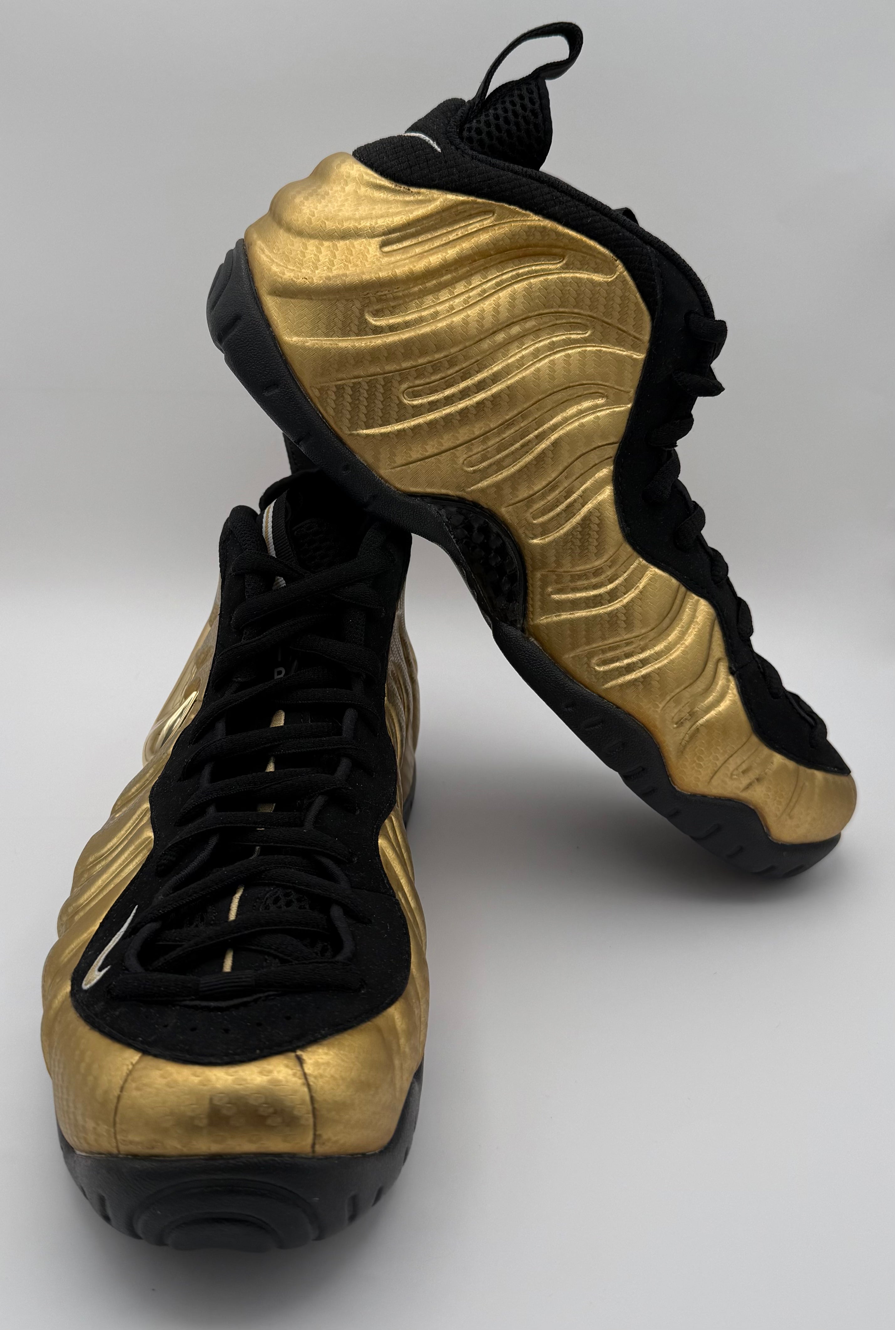 Nike Air Foamposite One "Metallic Gold/Black"