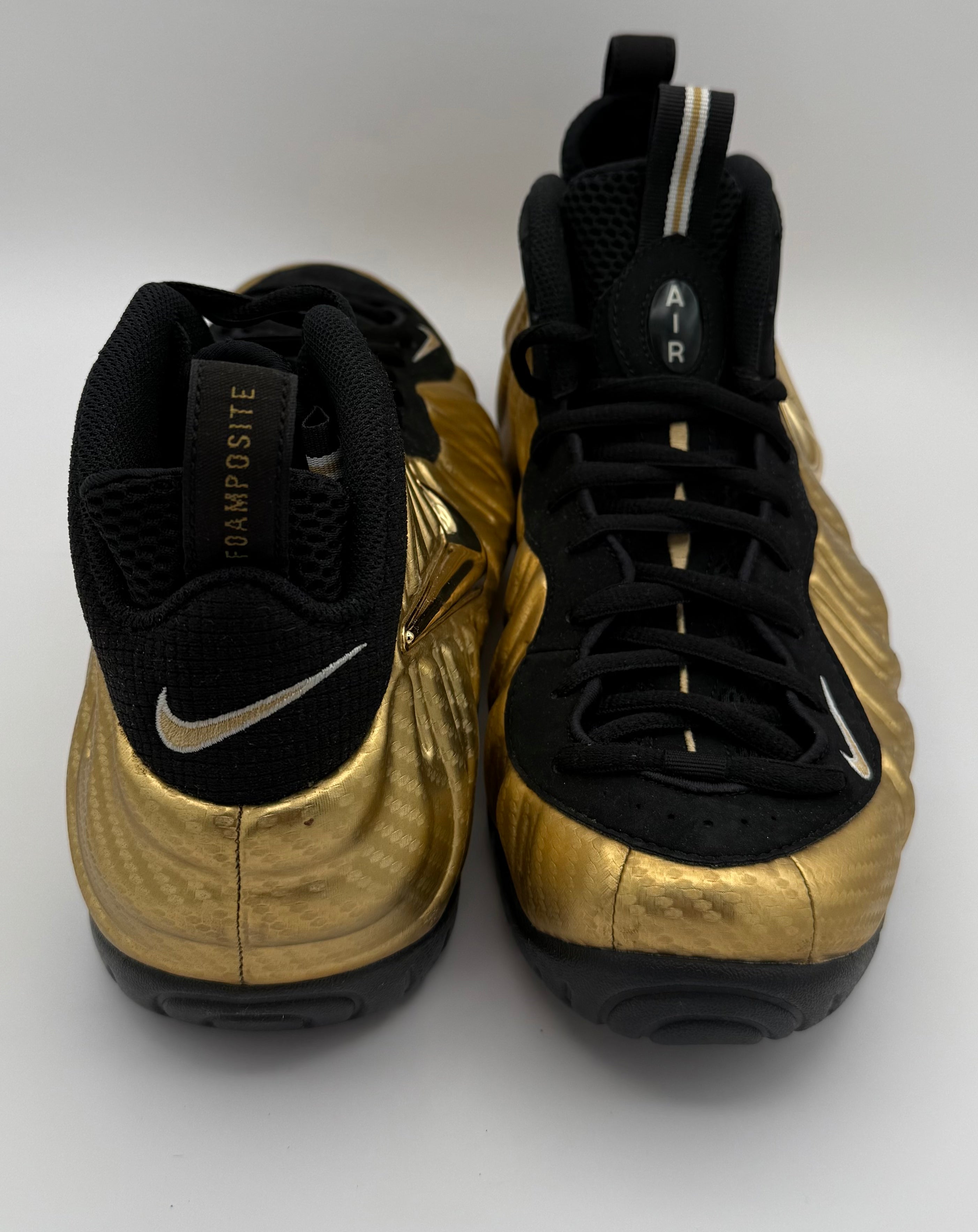 Nike Air Foamposite One "Metallic Gold/Black"