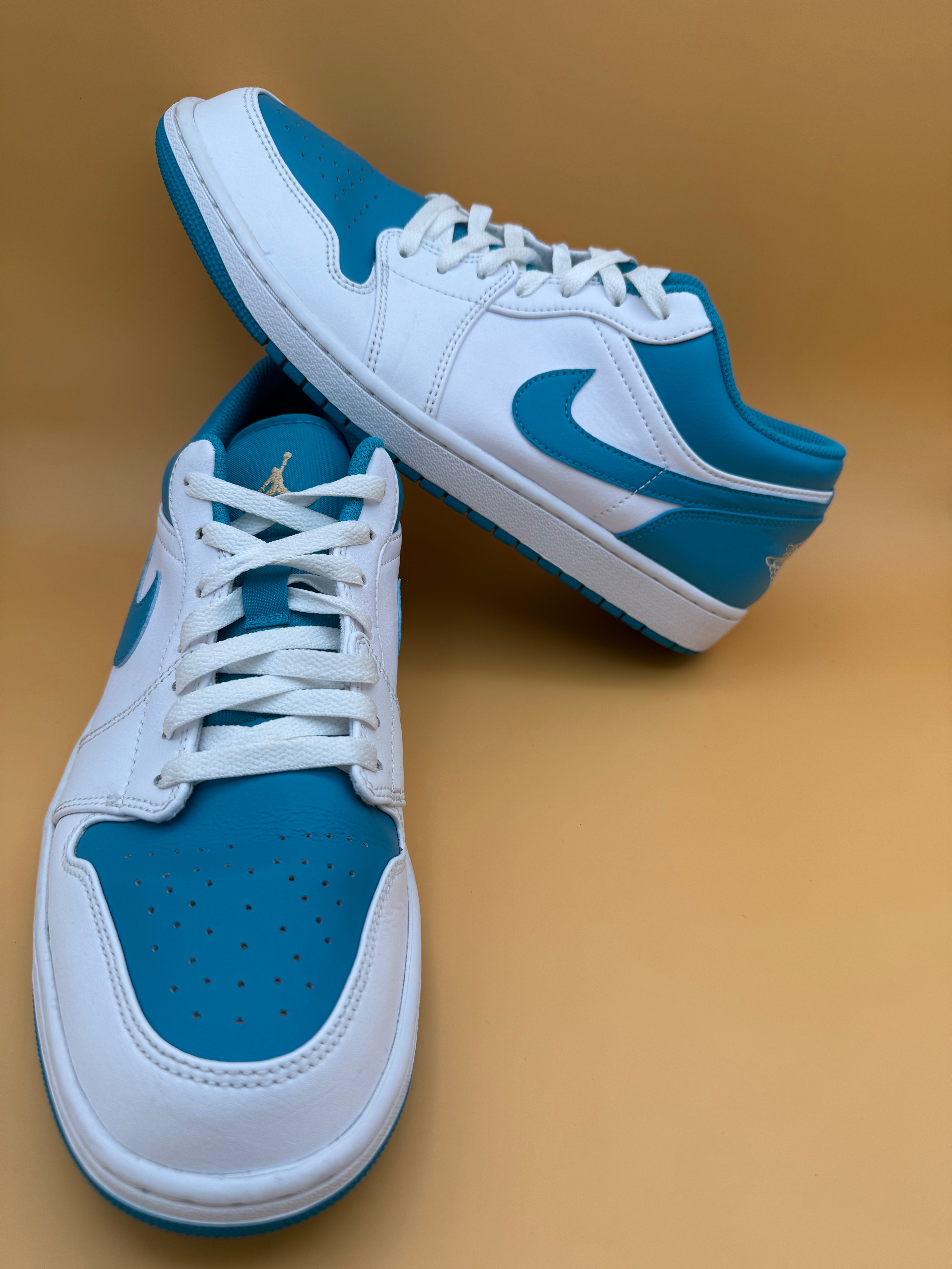 Air Jordan 1 Low "Teals"