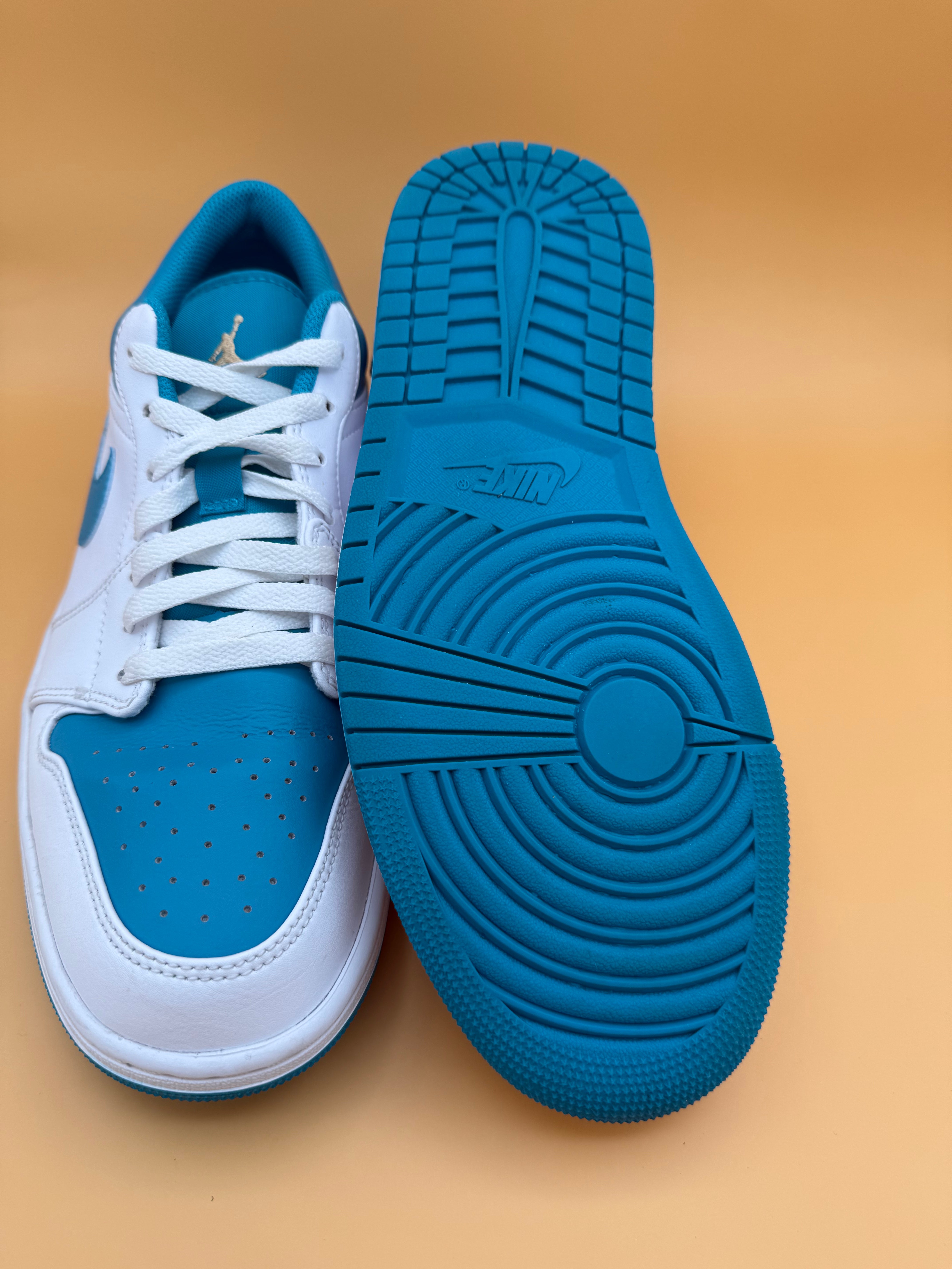 Air Jordan 1 Low "Teals"