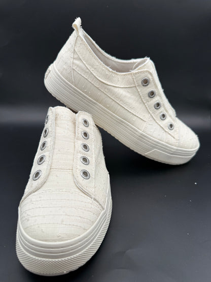 Blowfish Malibu Low-Top Sneakers – Neutral Silver & Suede Size 8.5 Women's