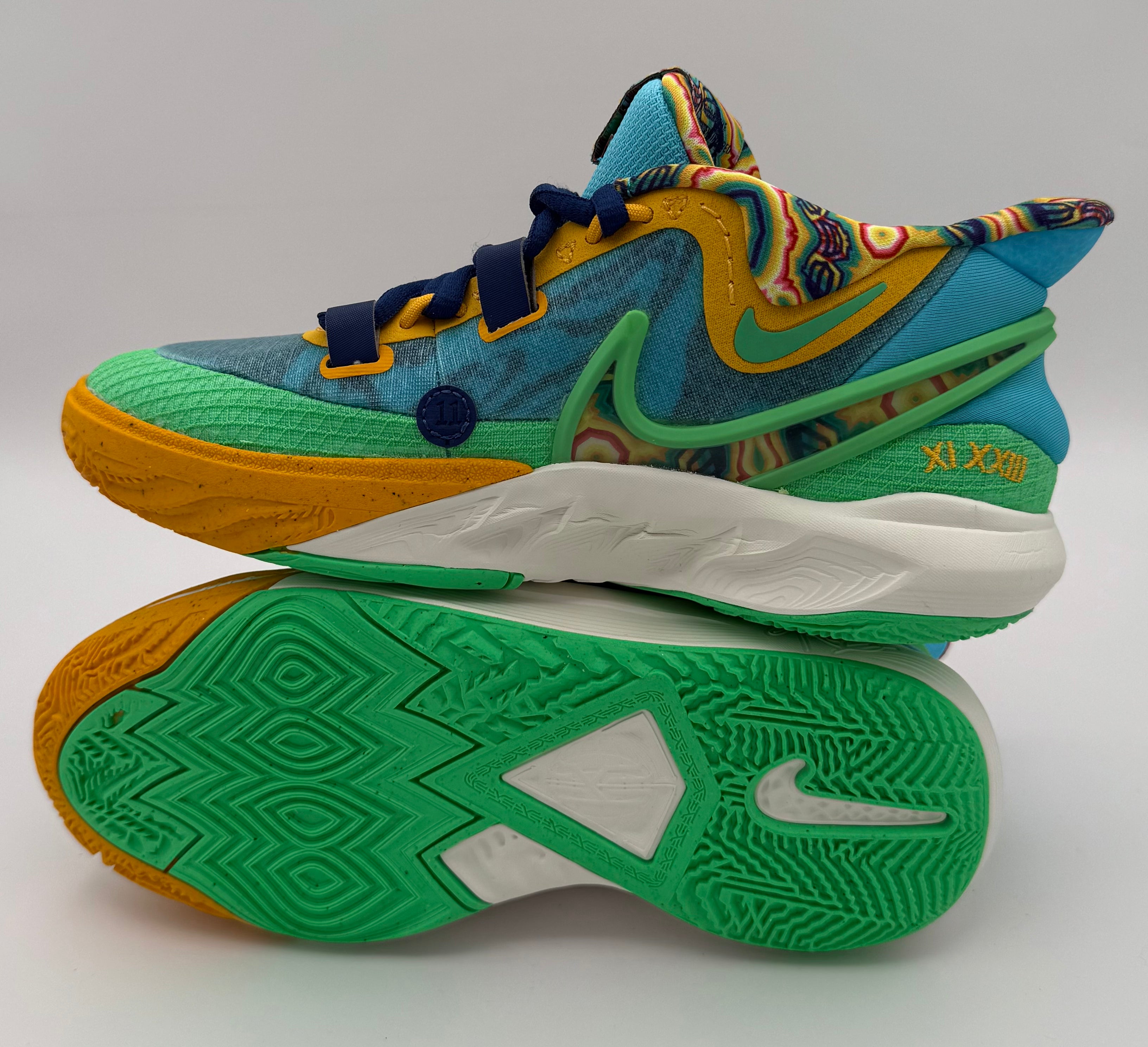 Nike Kyrie 8 Go SE (GS) Baltic Blue Multi-Color 4Y