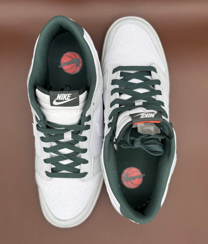 Nike Dunk Low Retro SE "Photon Dust / Vintage Green"